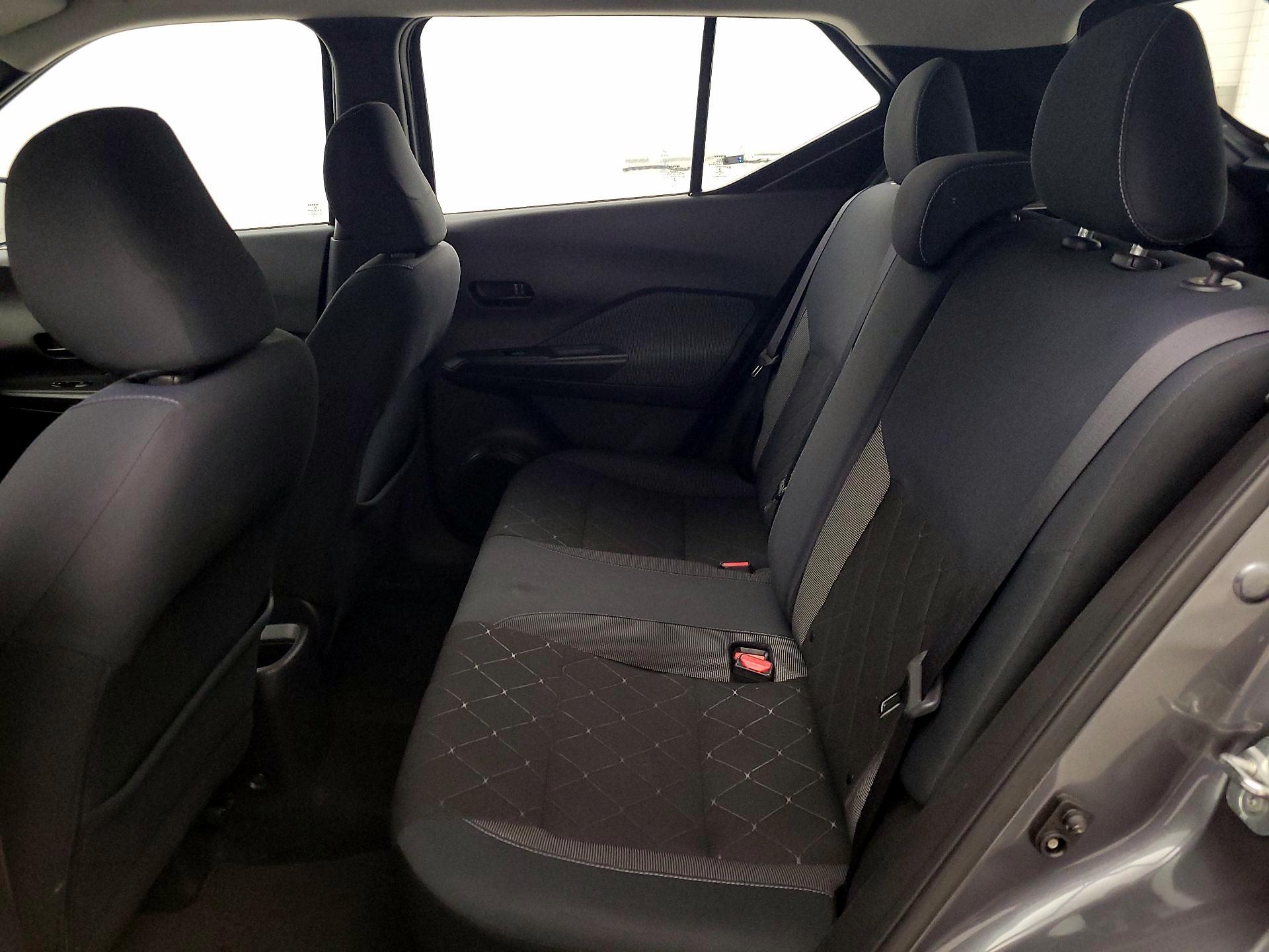 Thumbnail: 2019 Nissan Kicks - 19