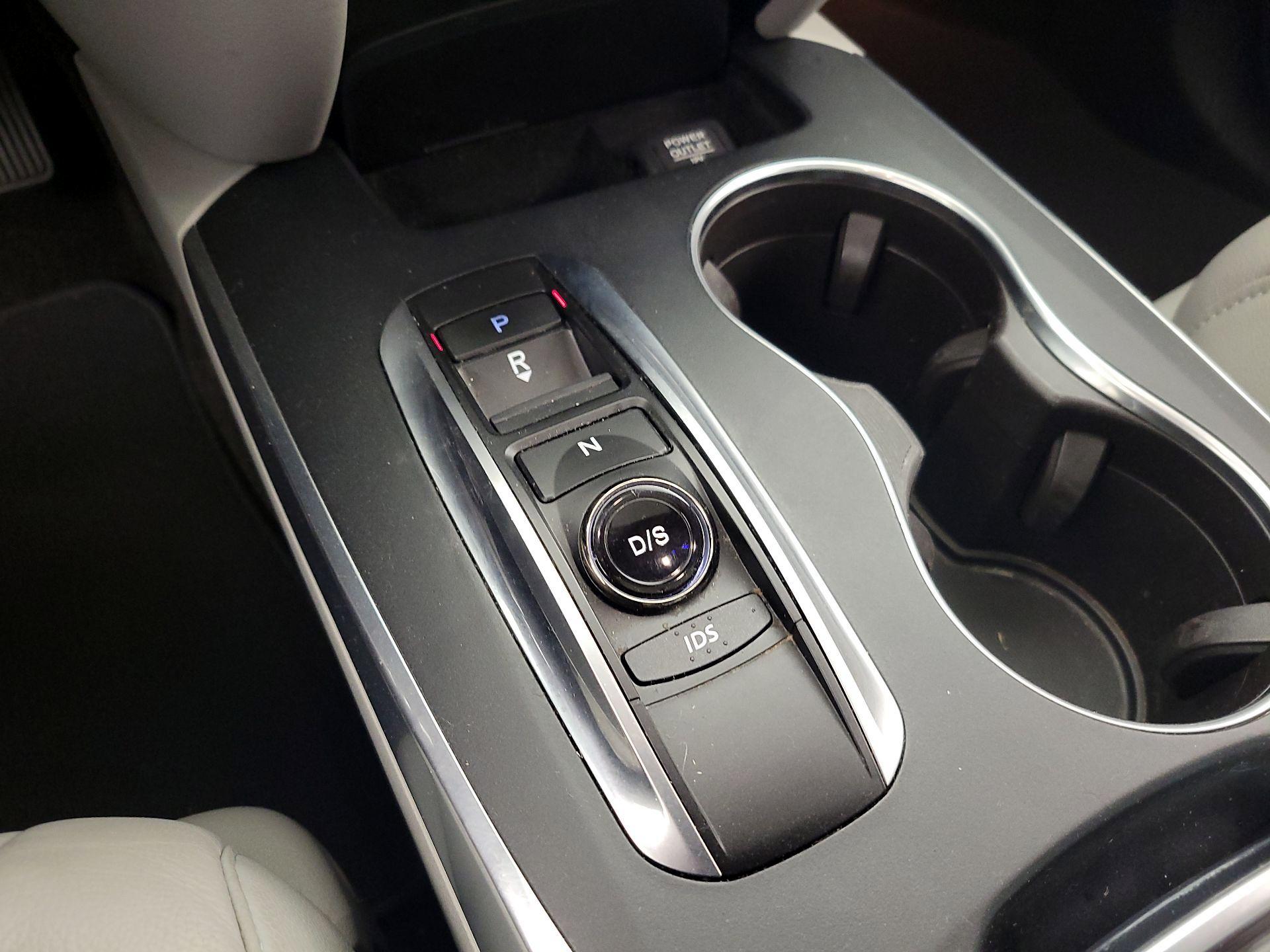 Thumbnail: 2016 Acura MDX - 18