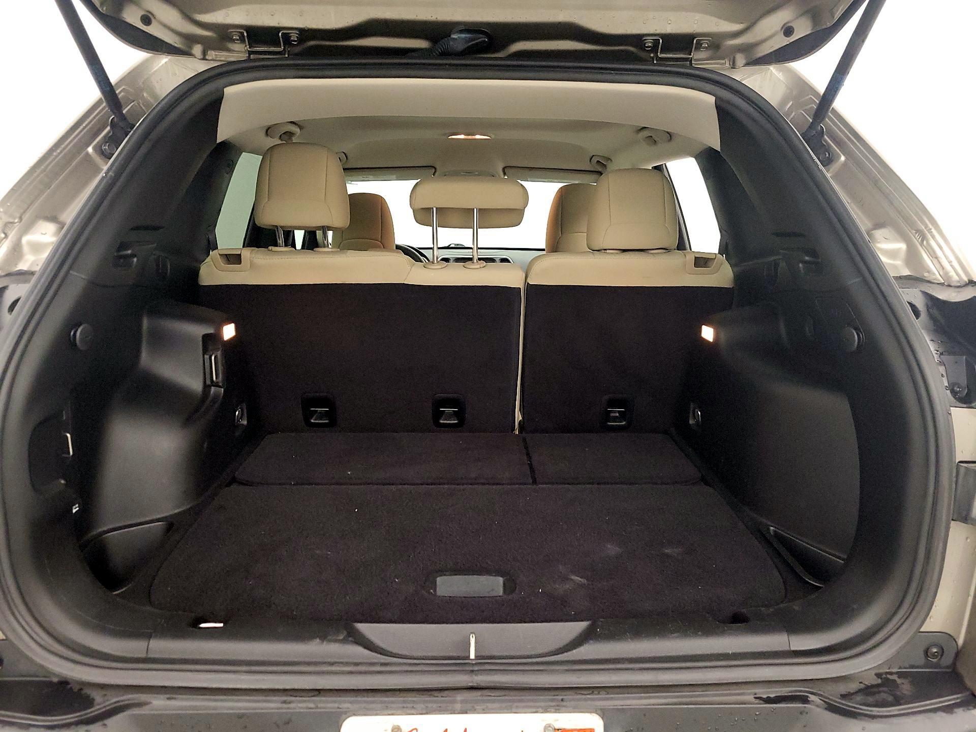 Thumbnail: 2016 Jeep Cherokee - 20