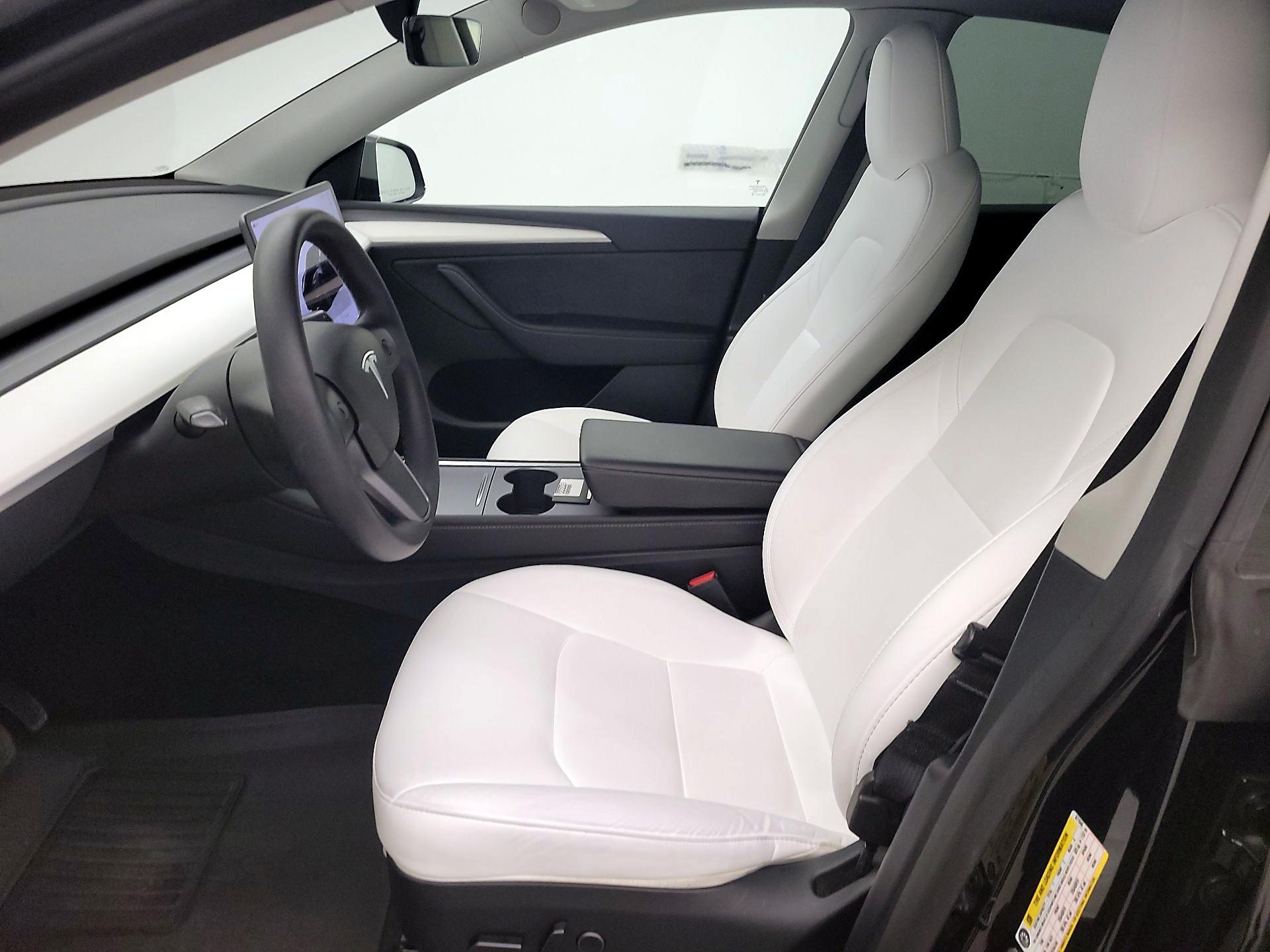 Thumbnail: 2023 Tesla Model Y - 11