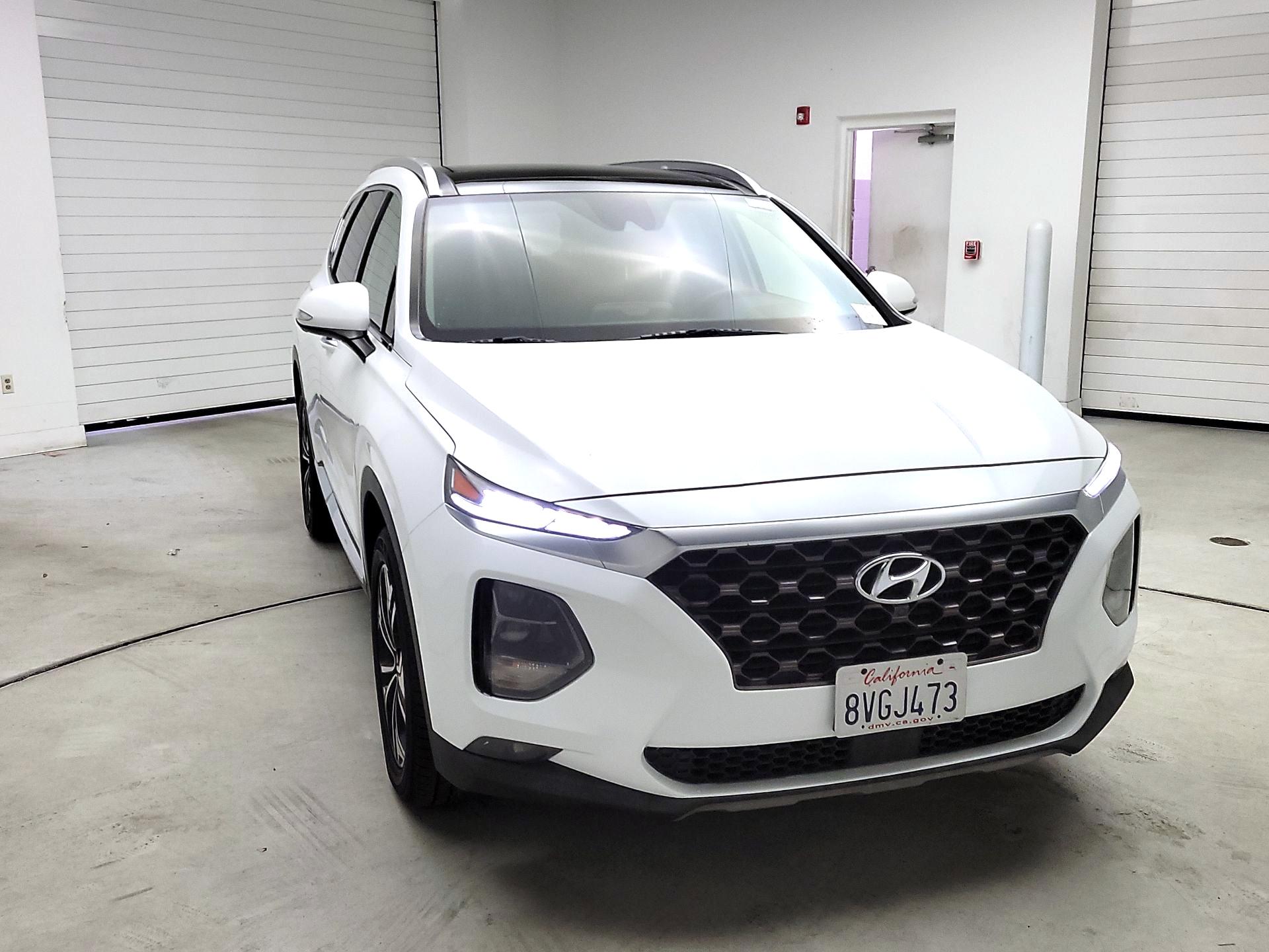 Thumbnail: 2019 Hyundai Santa Fe - 1