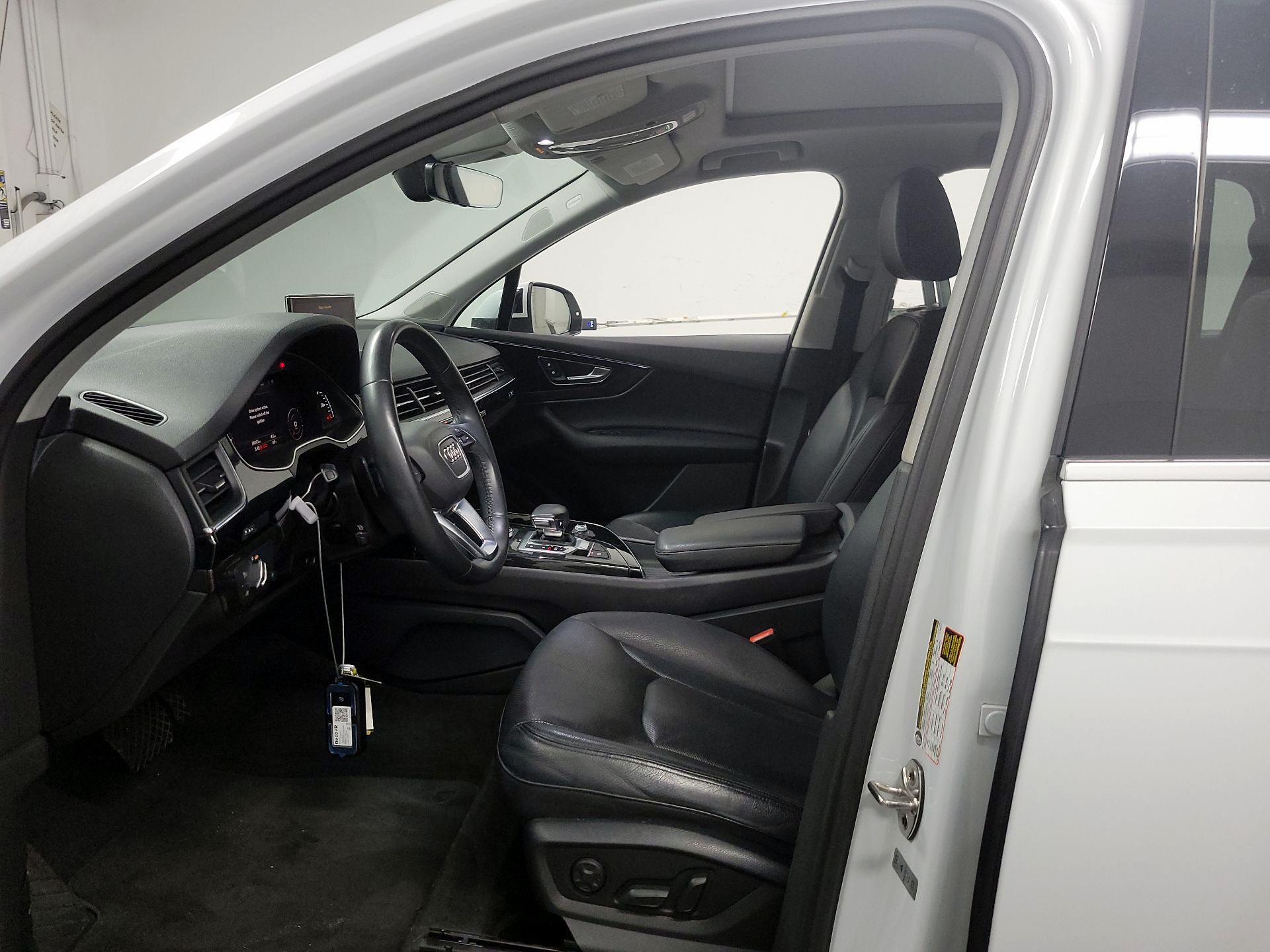 Thumbnail: 2019 Audi Q7 - 9