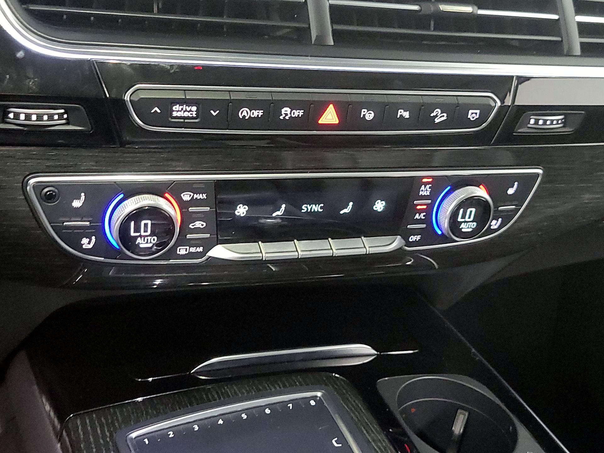 Thumbnail: 2019 Audi Q7 - 13