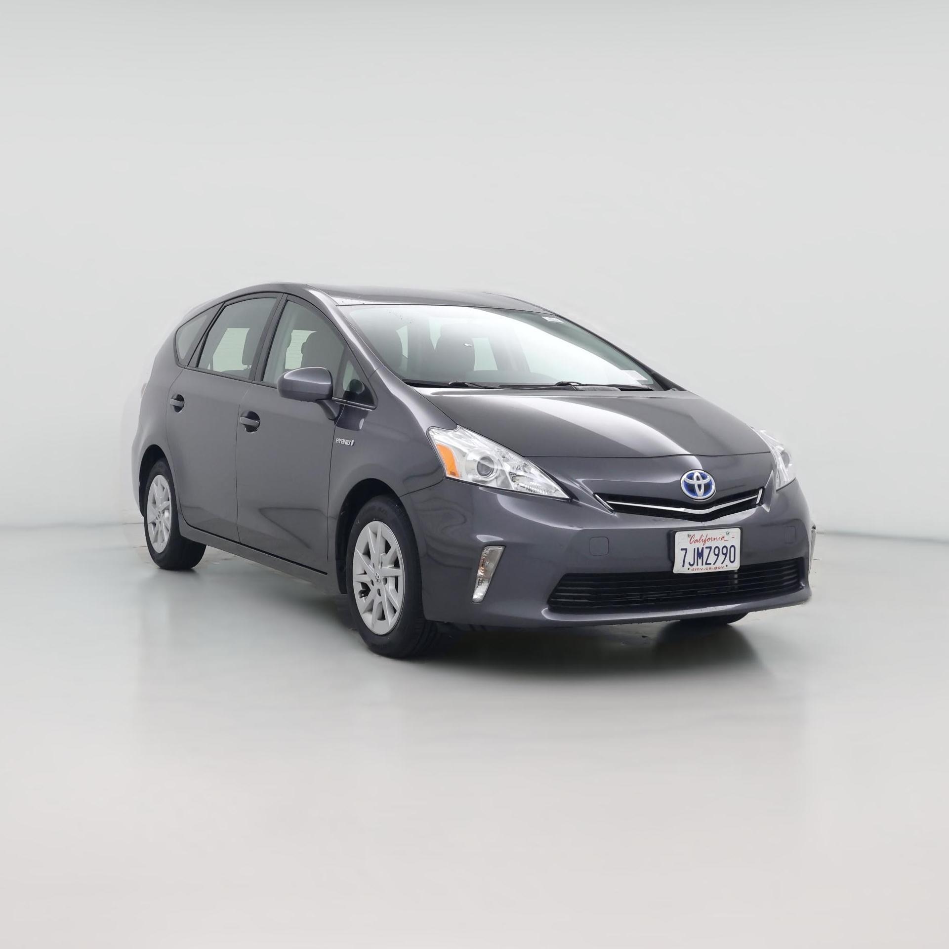 Thumbnail: 2014 Toyota Prius v - 1
