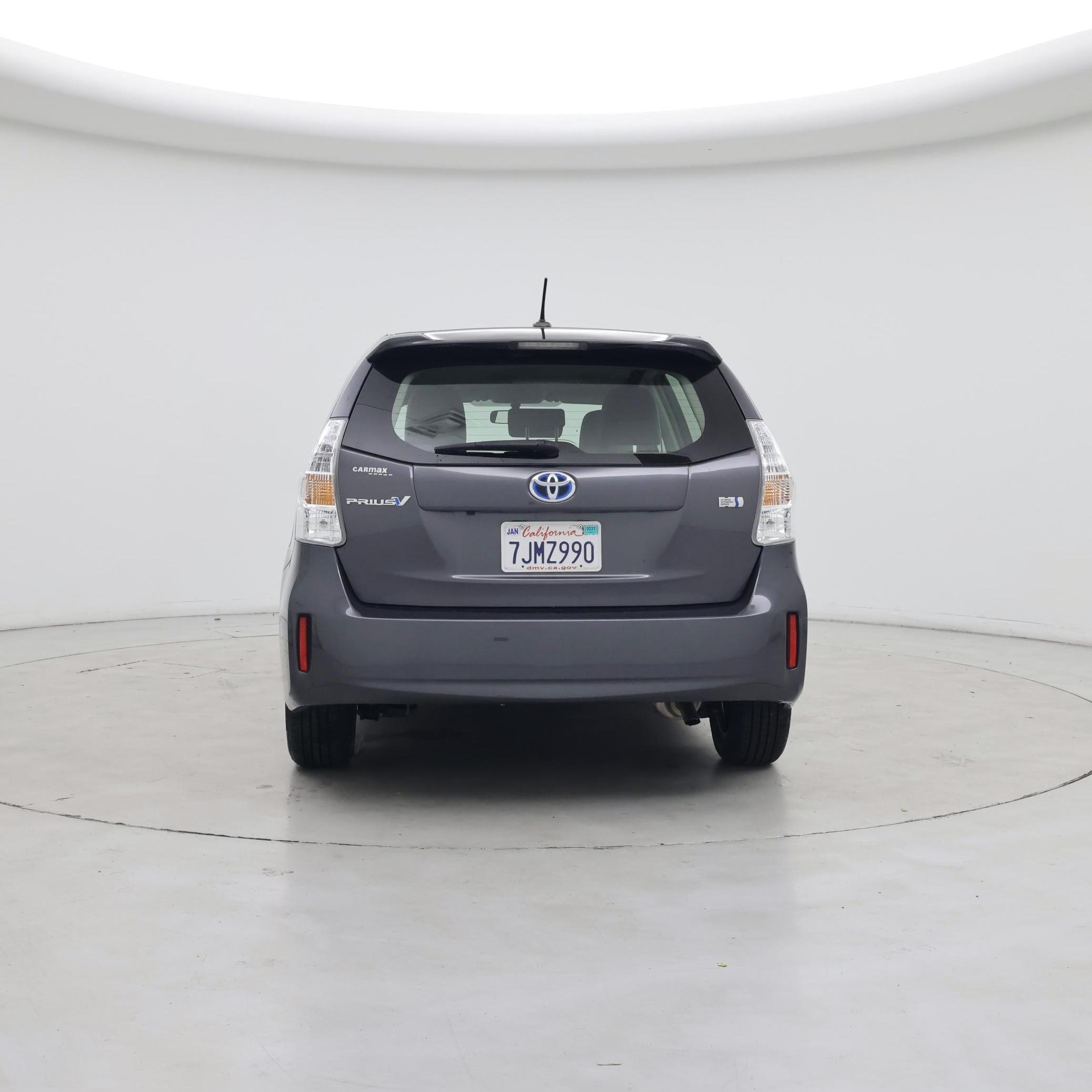 Thumbnail: 2014 Toyota Prius v - 6
