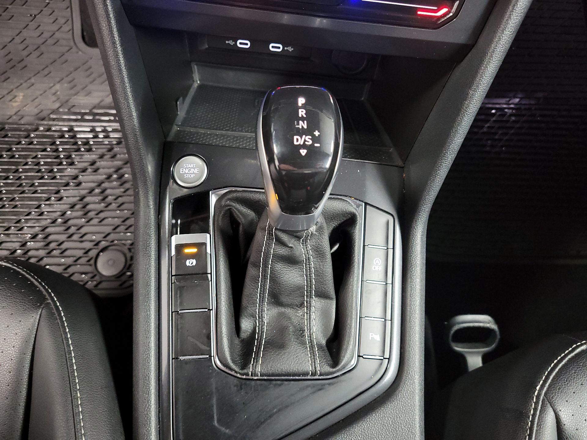 Thumbnail: 2023 Volkswagen Tiguan - 13