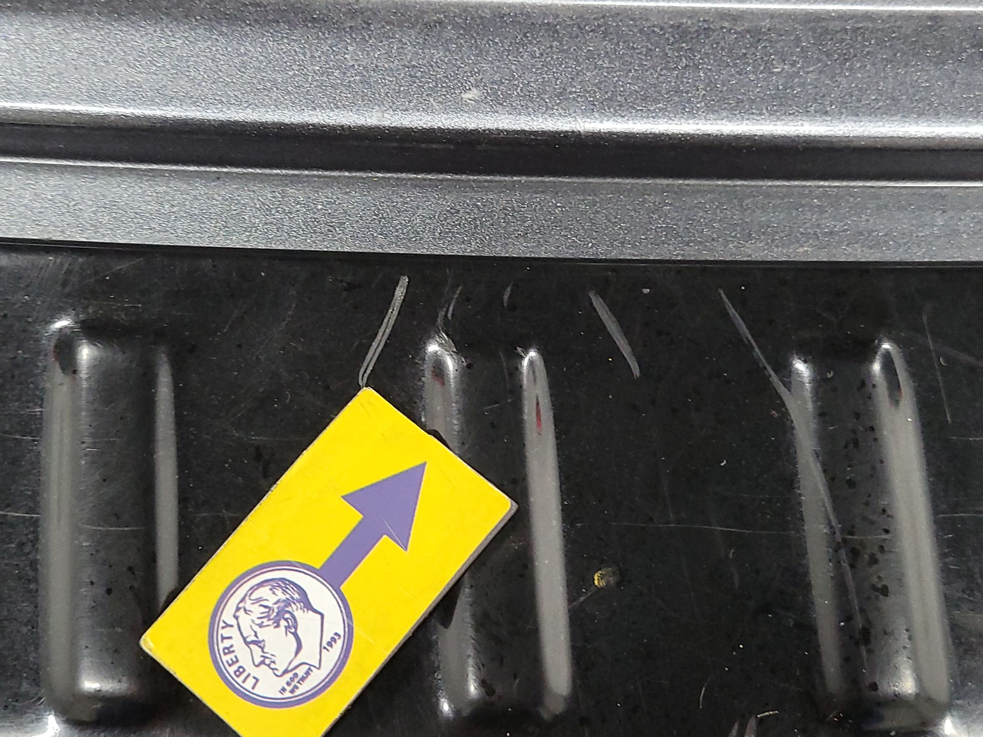 Thumbnail: 2023 Volkswagen Tiguan - 19