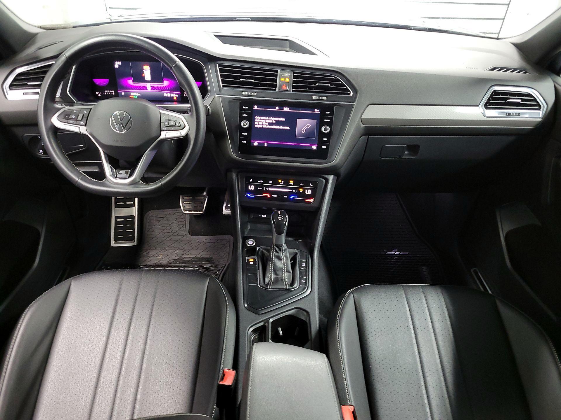 Thumbnail: 2023 Volkswagen Tiguan - 8