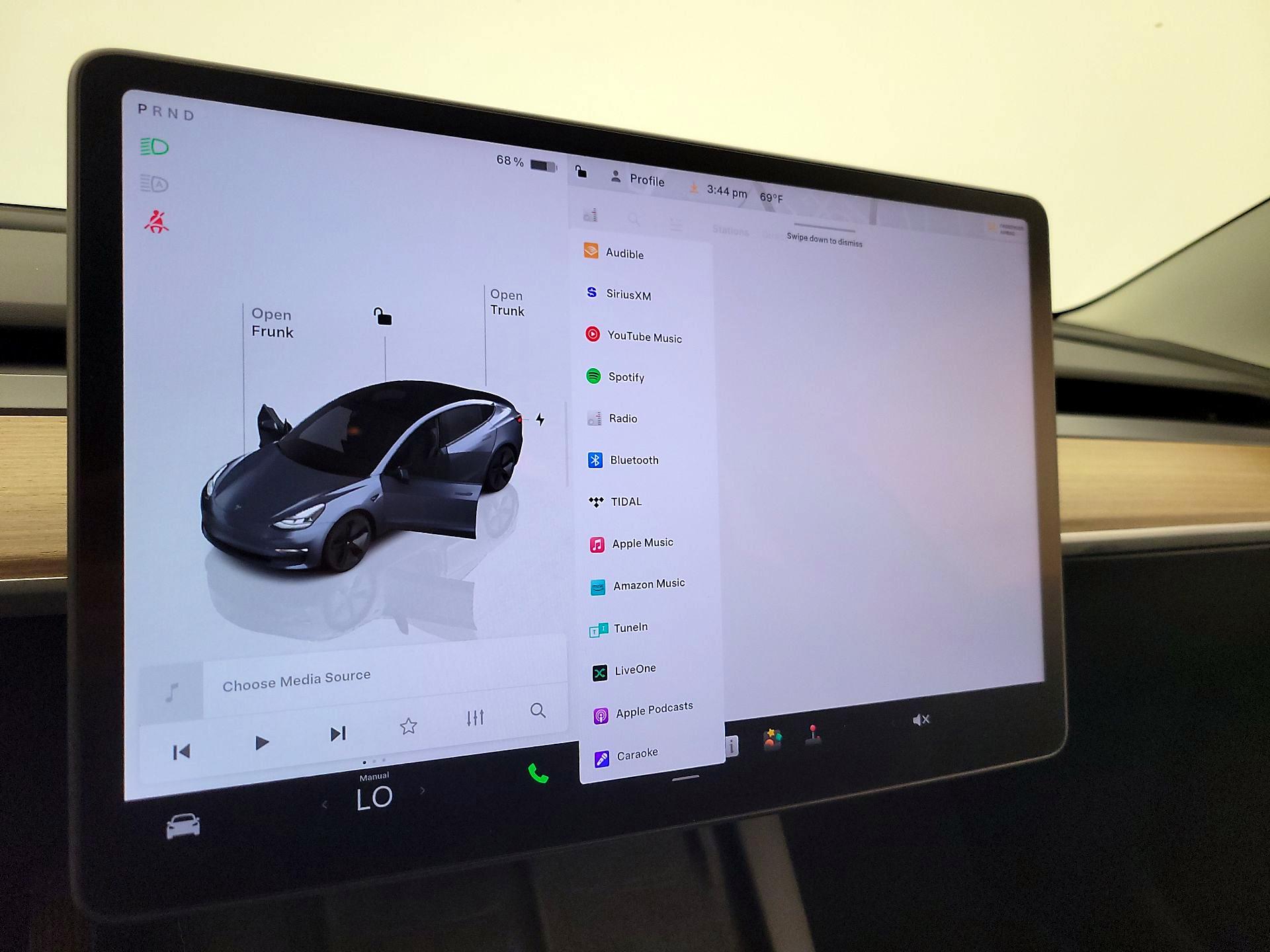 Thumbnail: 2023 Tesla Model 3 - 15