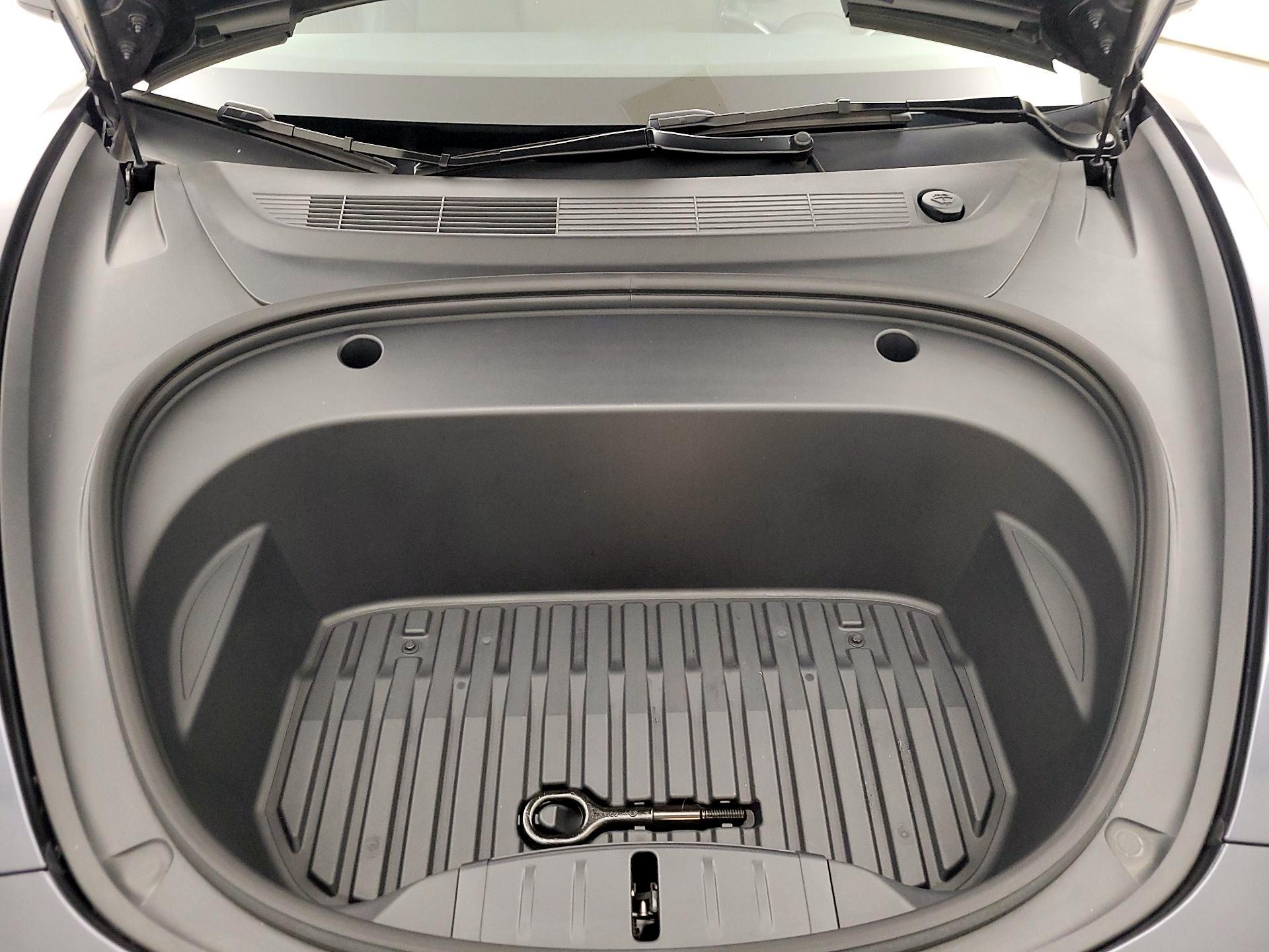 Thumbnail: 2023 Tesla Model 3 - 20