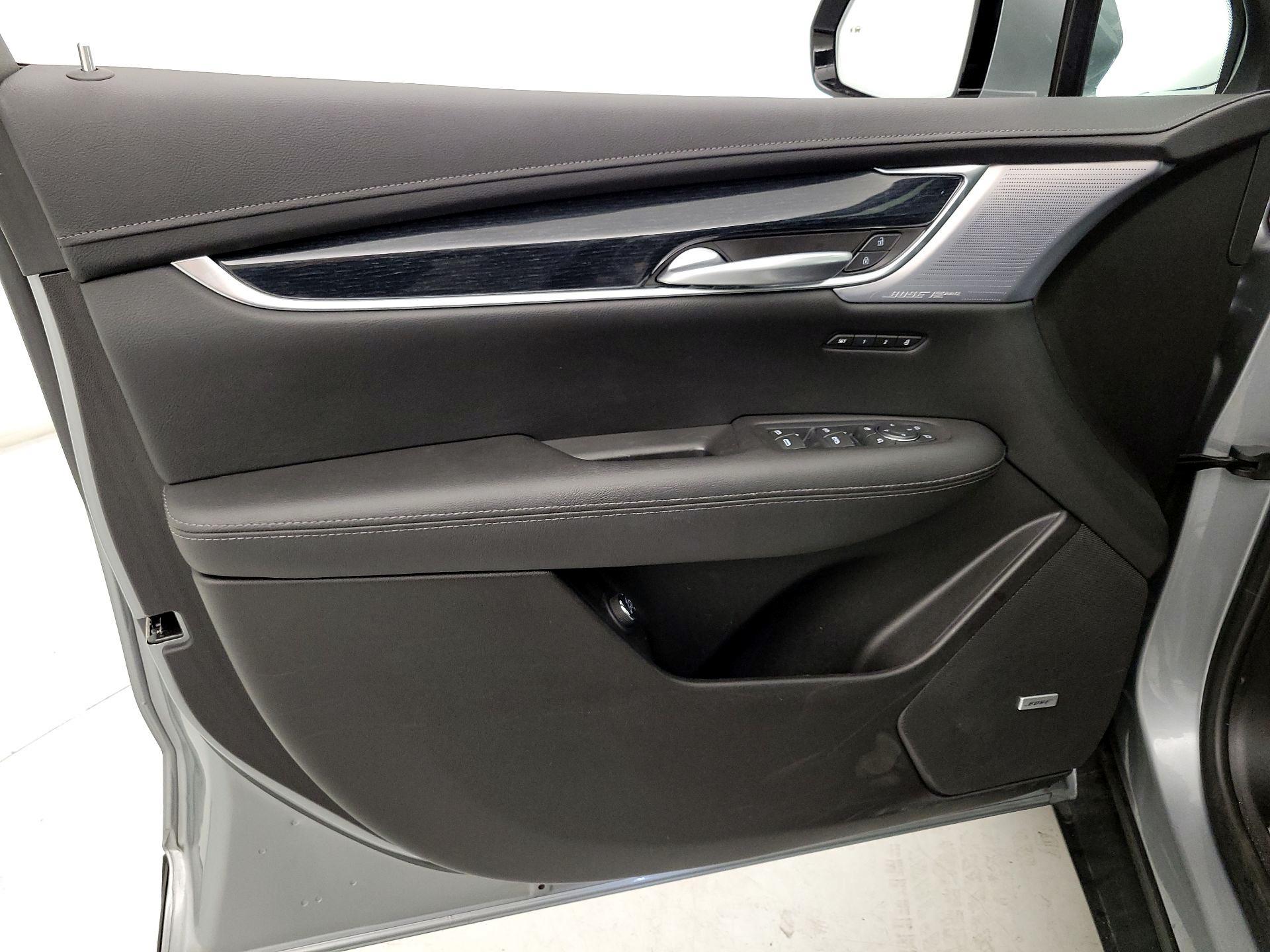 Thumbnail: 2025 Cadillac XT5 - 12