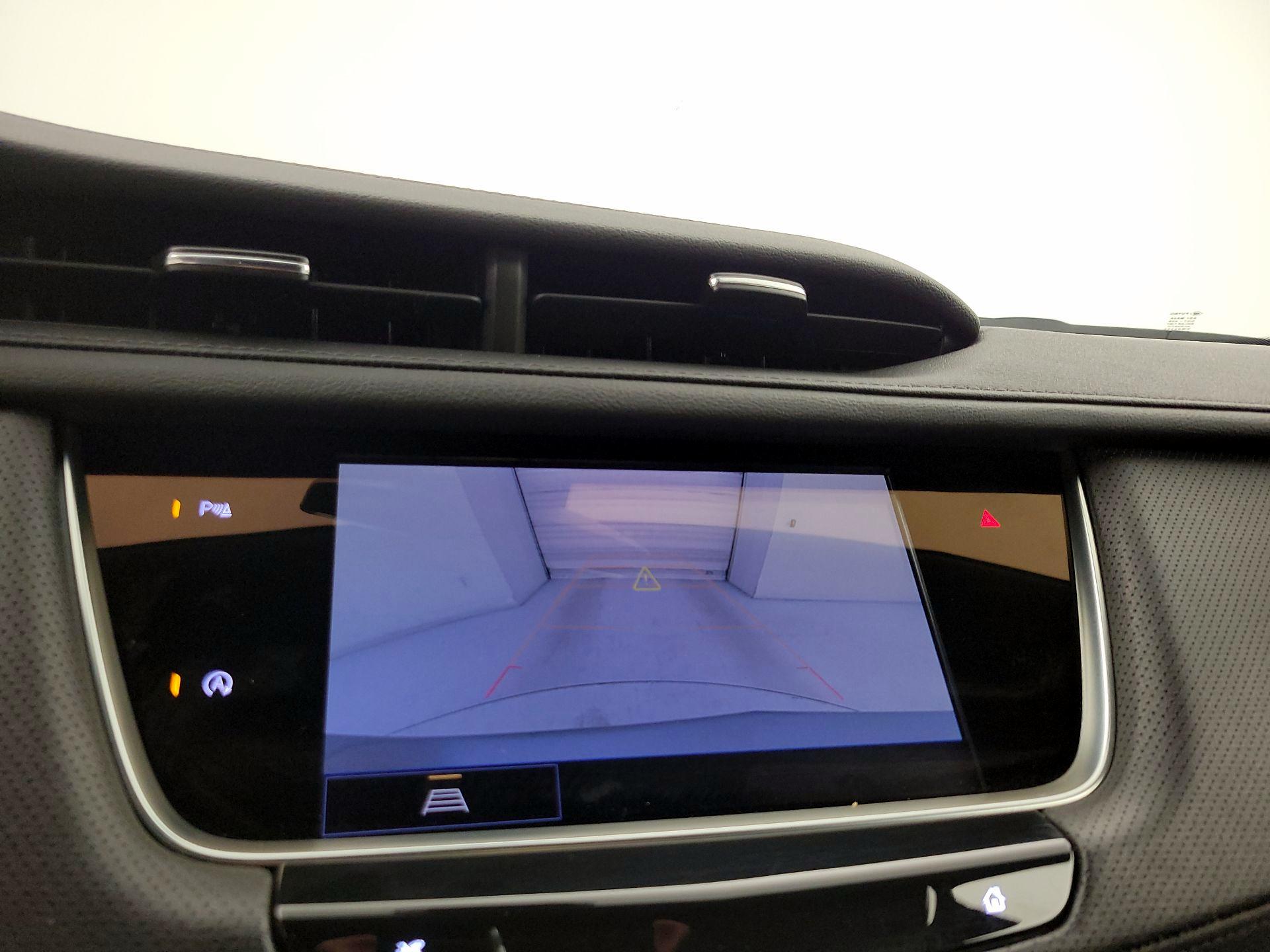 Thumbnail: 2025 Cadillac XT5 - 15