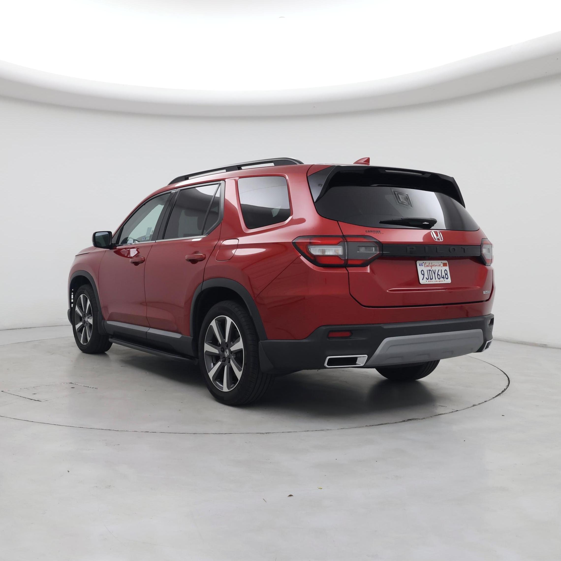 Thumbnail: 2023 Honda Pilot - 2