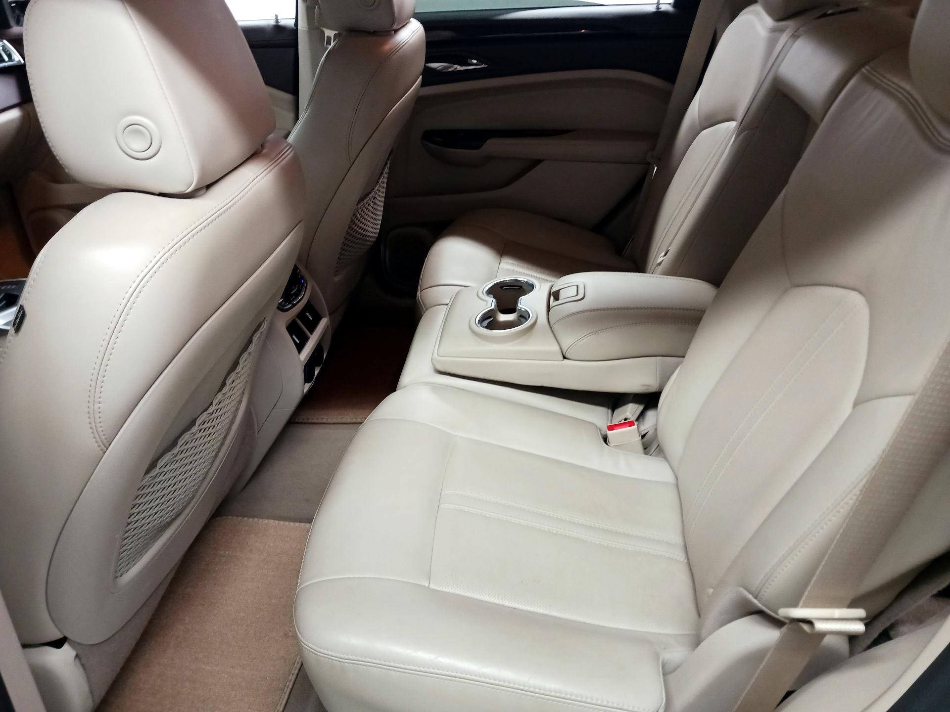 Thumbnail: 2015 Cadillac SRX - 15