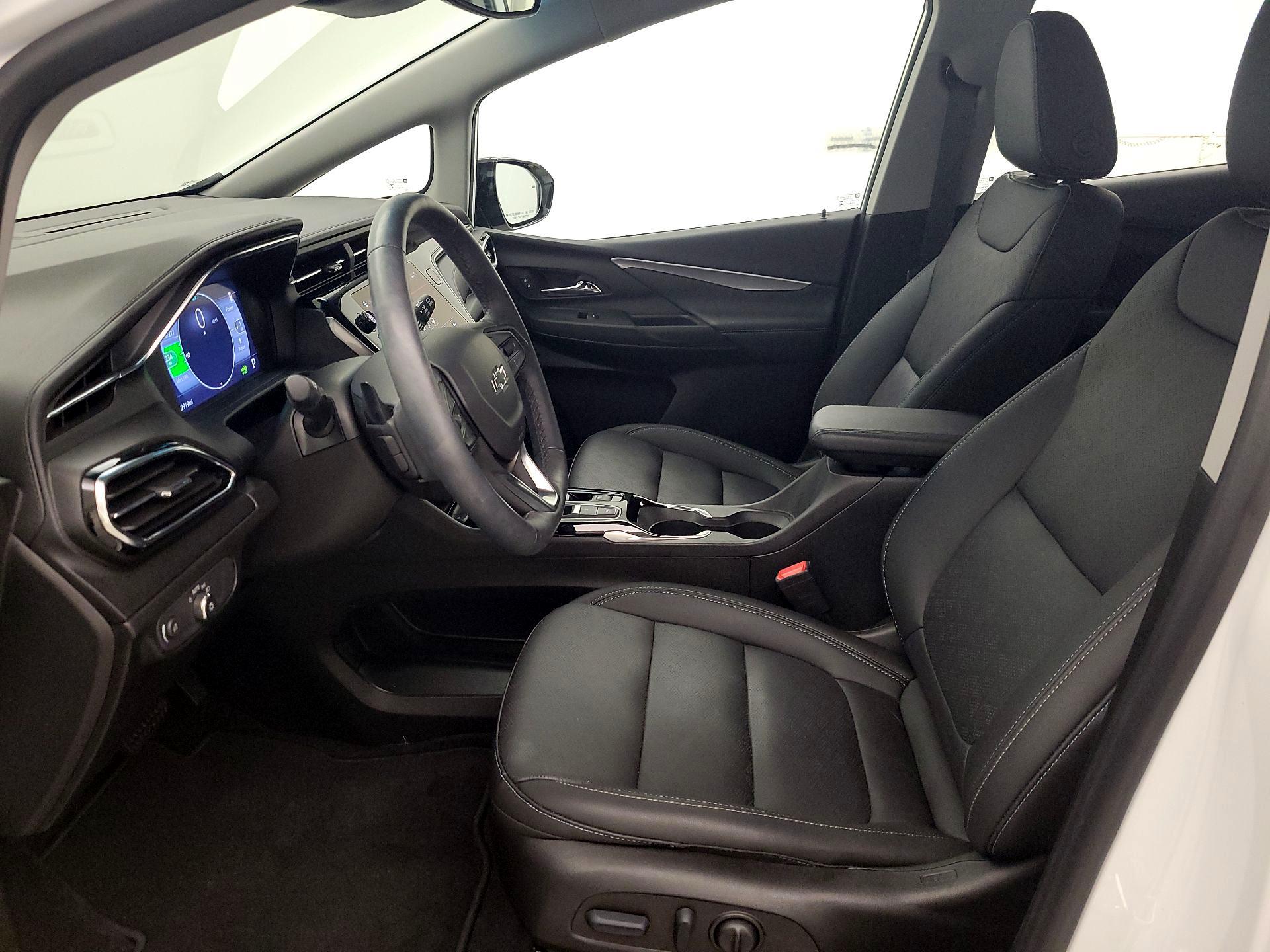 Thumbnail: 2022 Chevrolet Bolt EV - 11