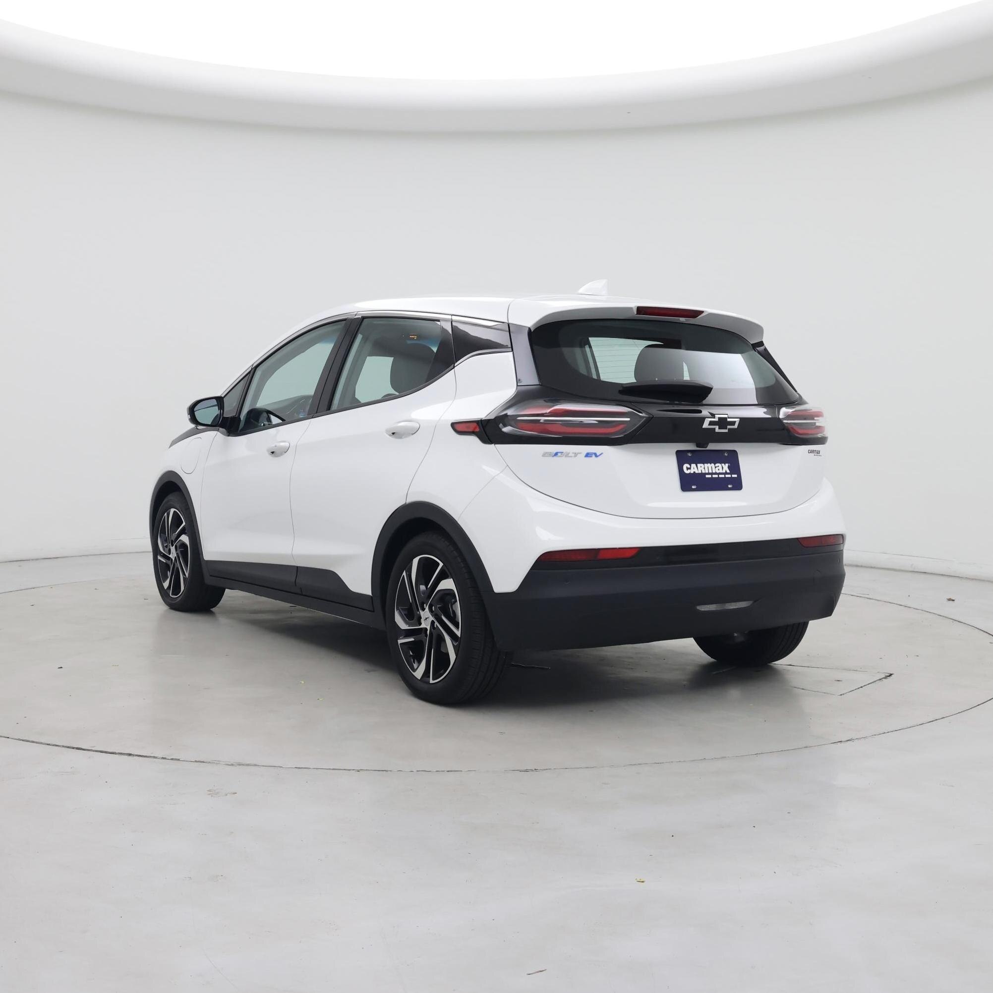 Thumbnail: 2022 Chevrolet Bolt EV - 2