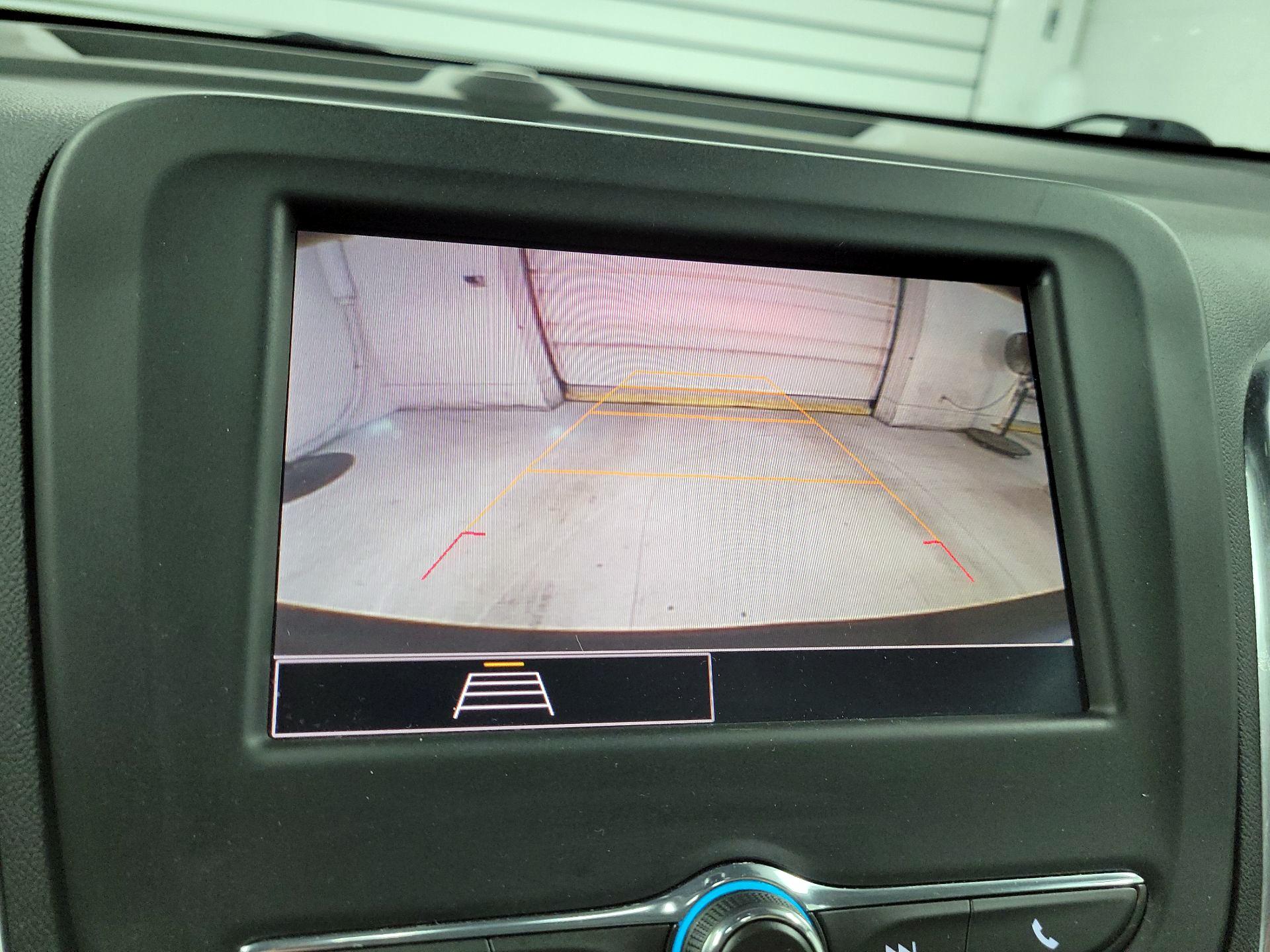 Thumbnail: 2022 Chevrolet Equinox - 14