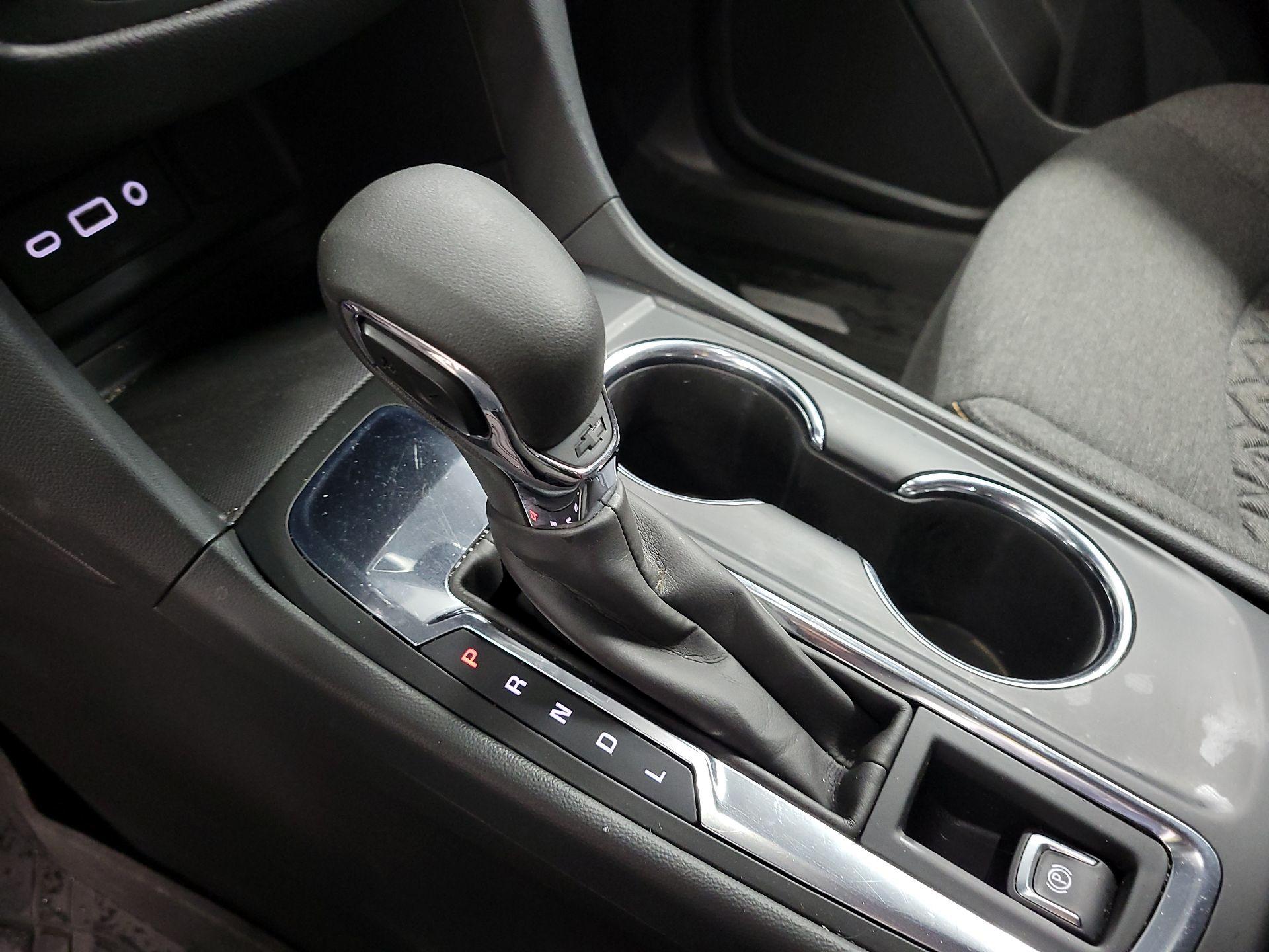 Thumbnail: 2022 Chevrolet Equinox - 17