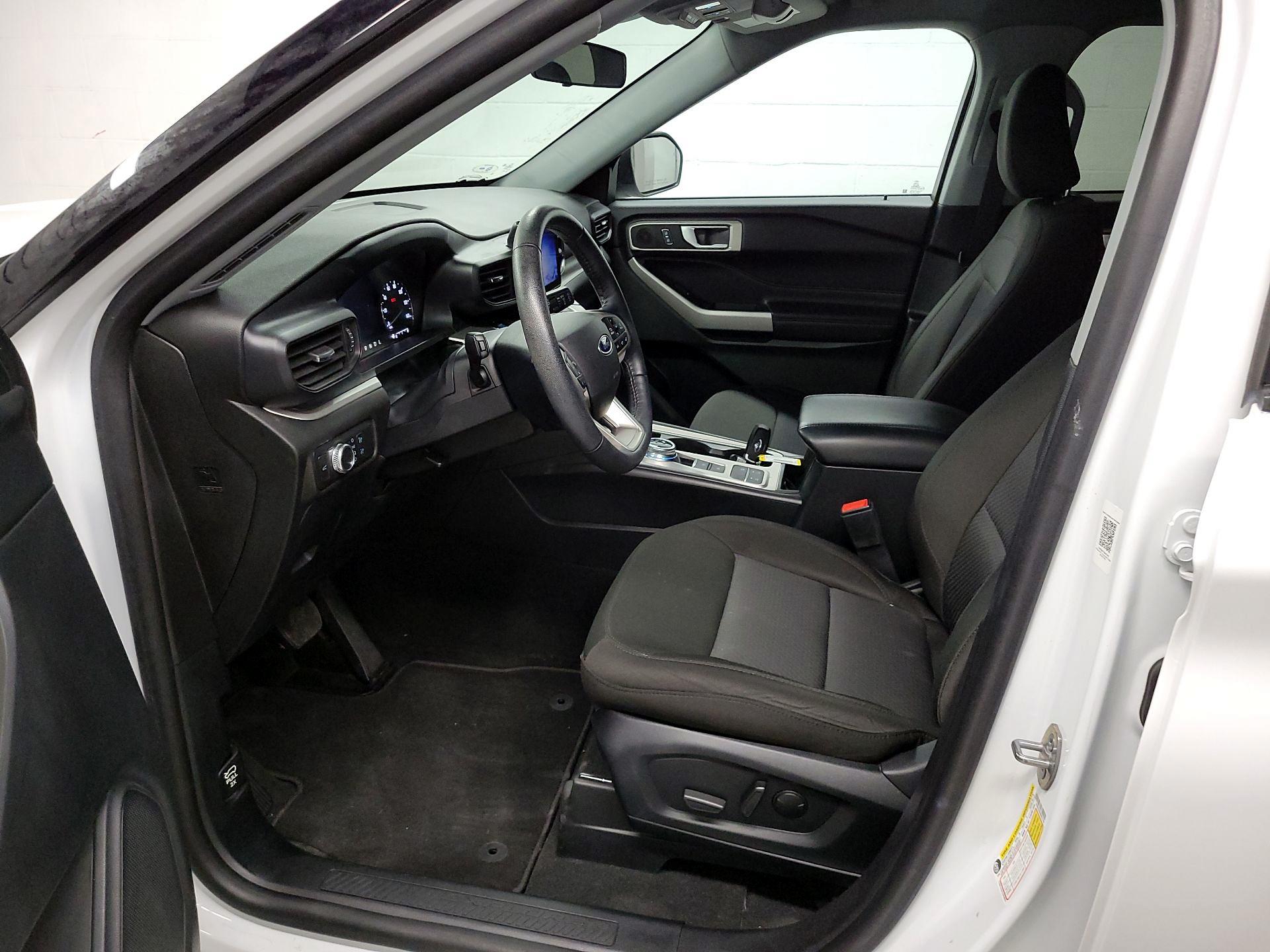 Thumbnail: 2022 Ford Explorer - 11