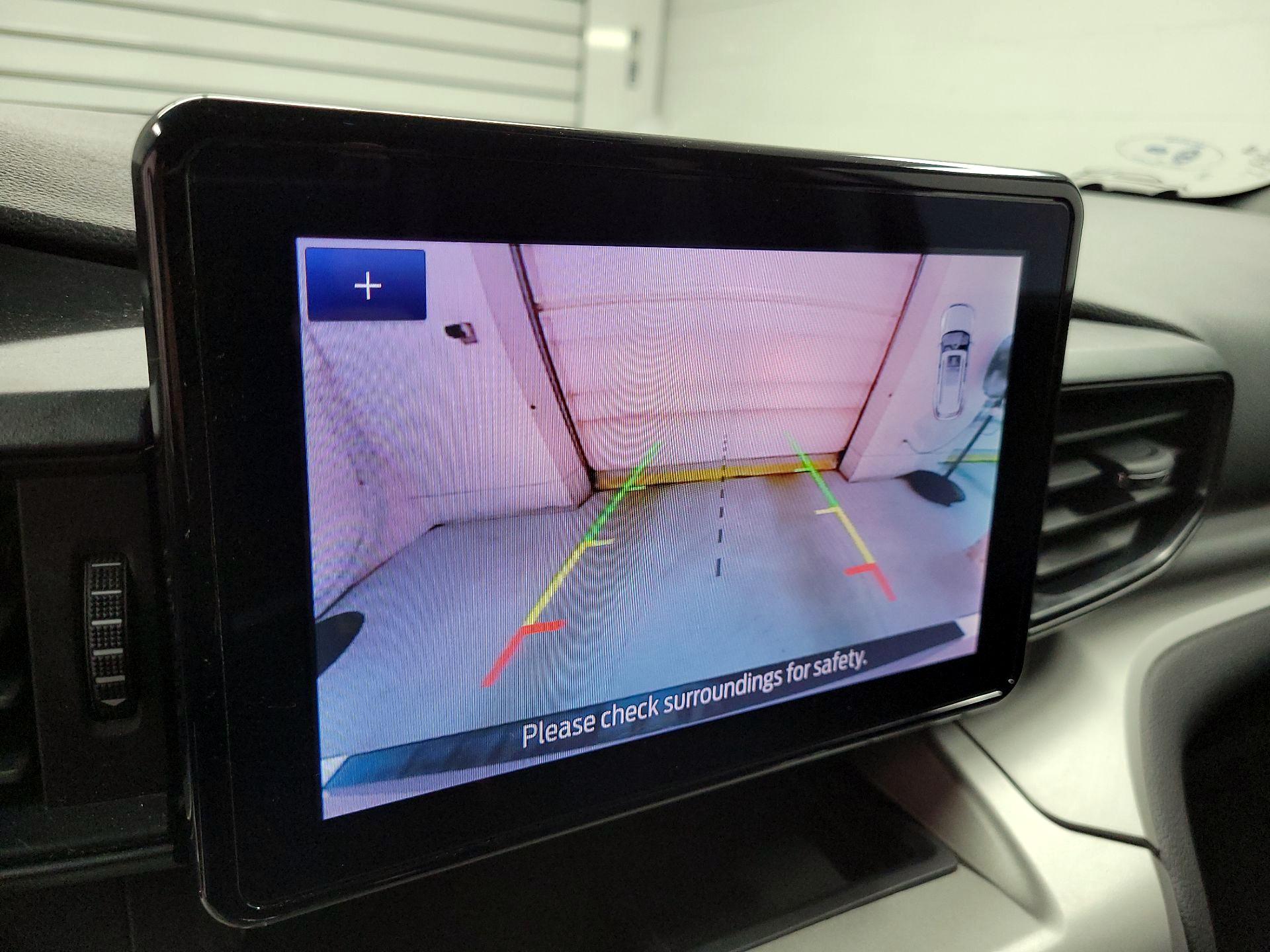 Thumbnail: 2022 Ford Explorer - 14