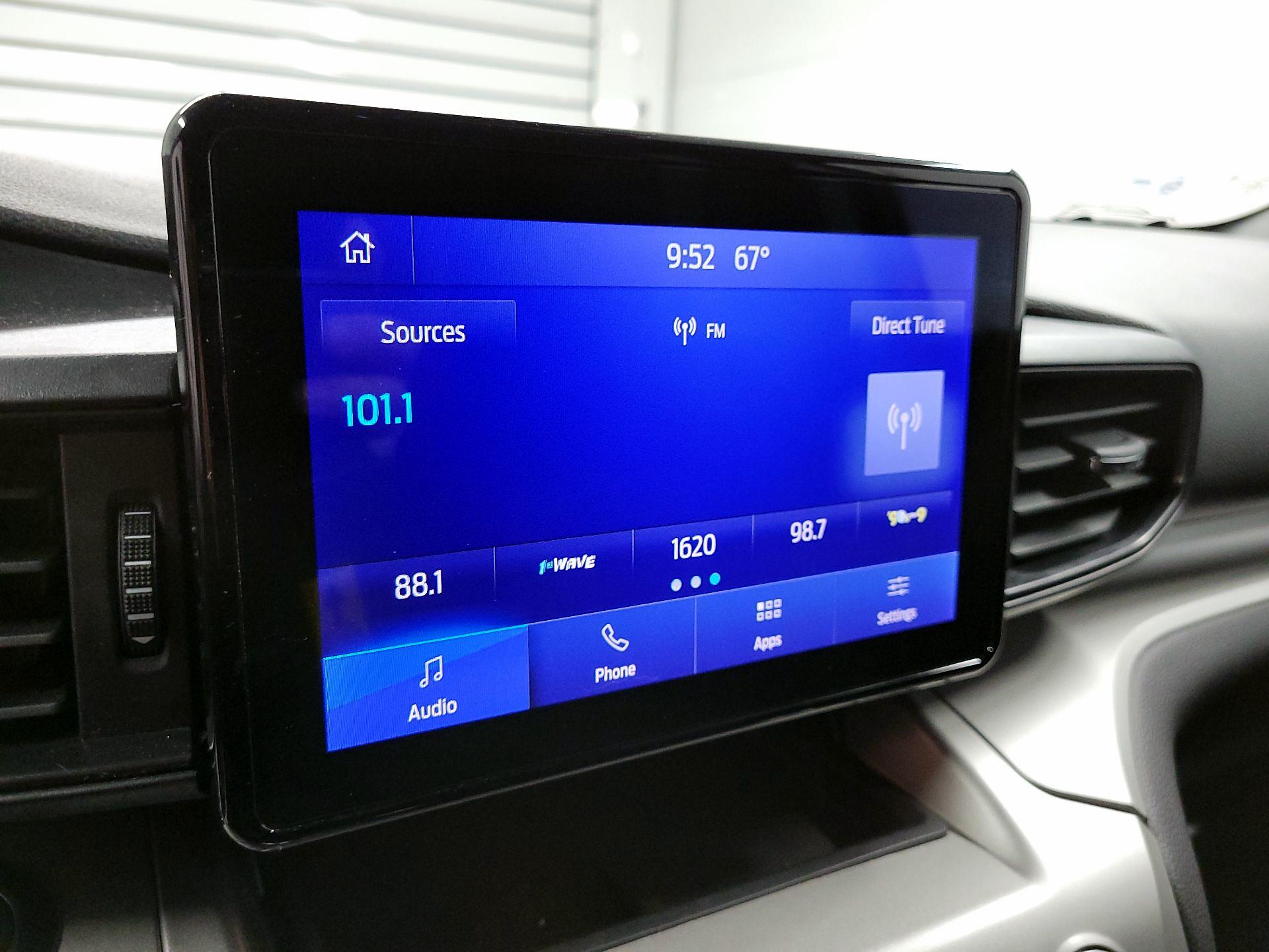 Thumbnail: 2022 Ford Explorer - 15