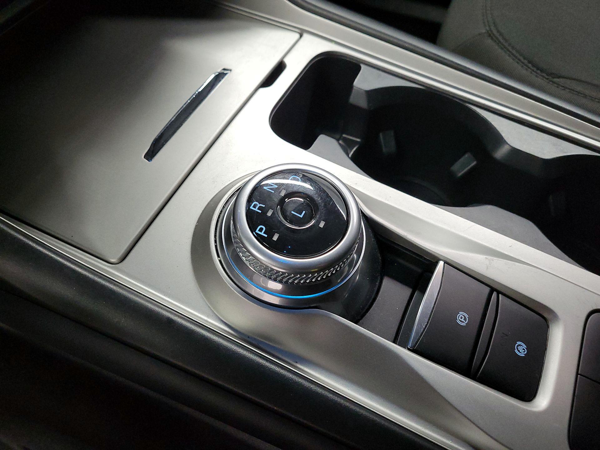 Thumbnail: 2022 Ford Explorer - 17