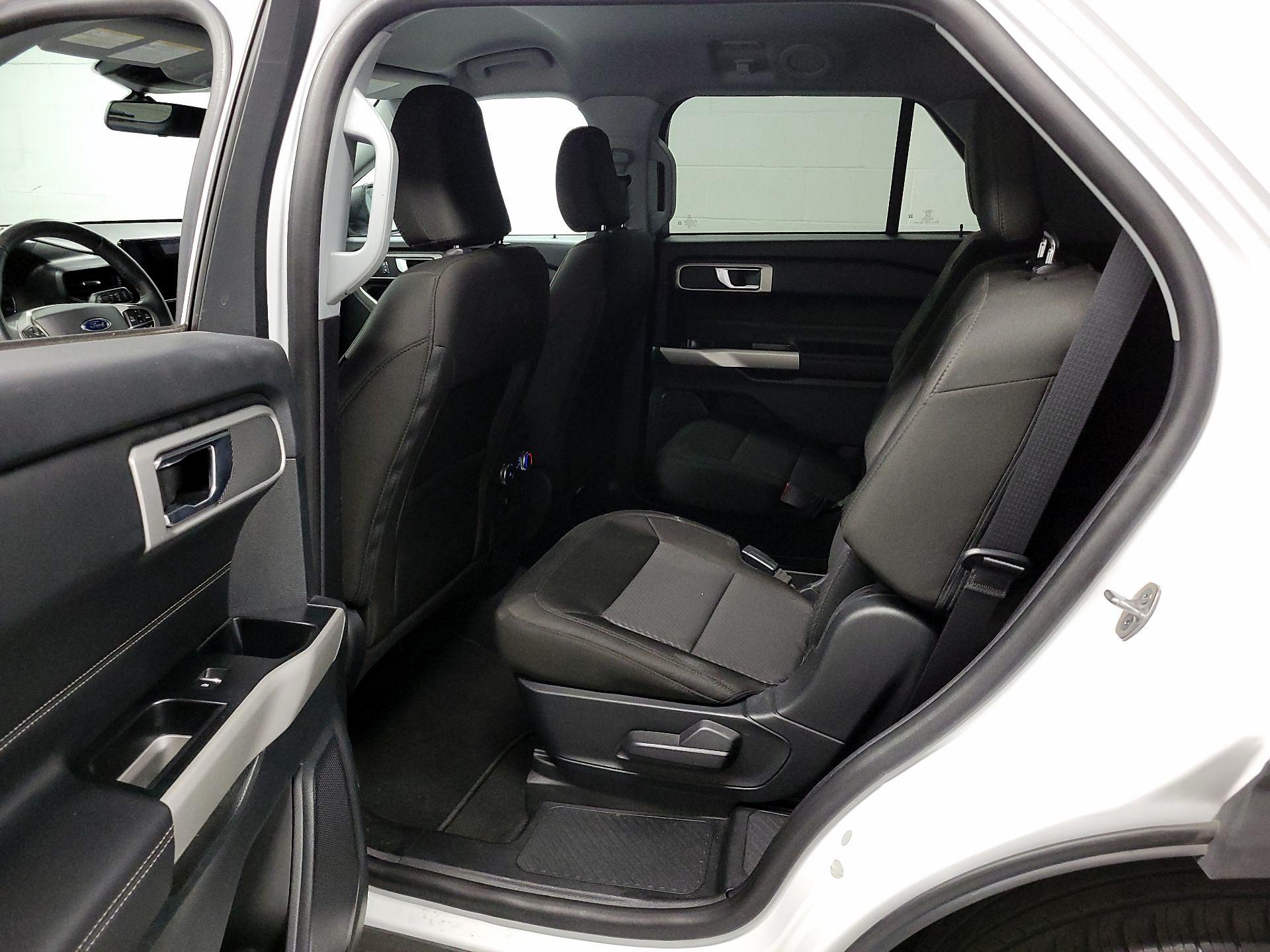 Thumbnail: 2022 Ford Explorer - 19