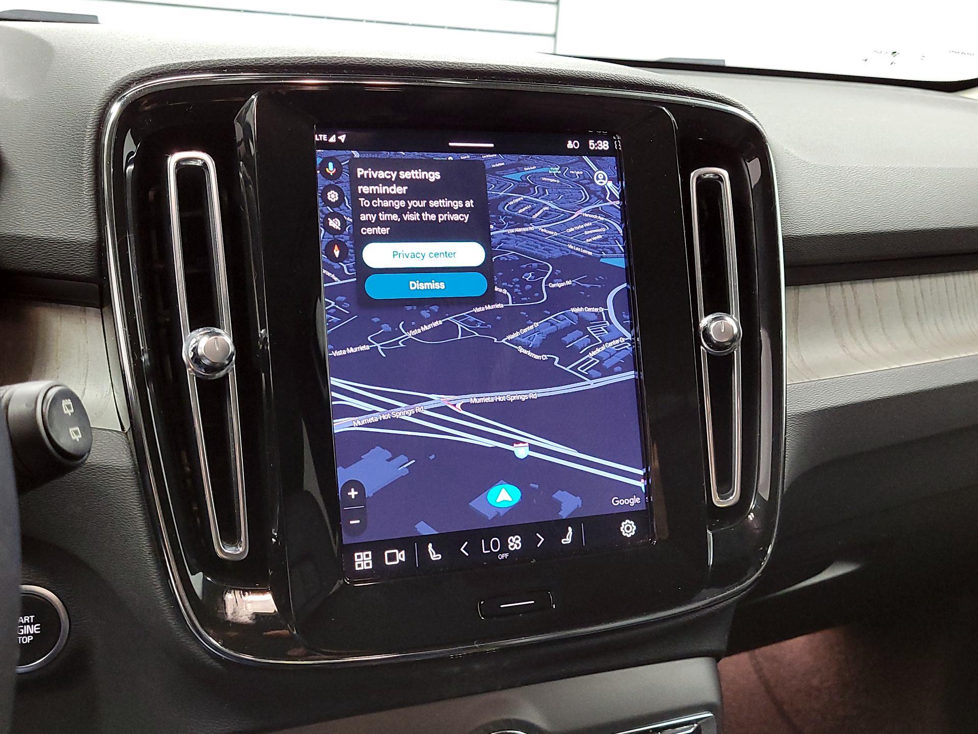 Thumbnail: 2024 Volvo XC40 - 13