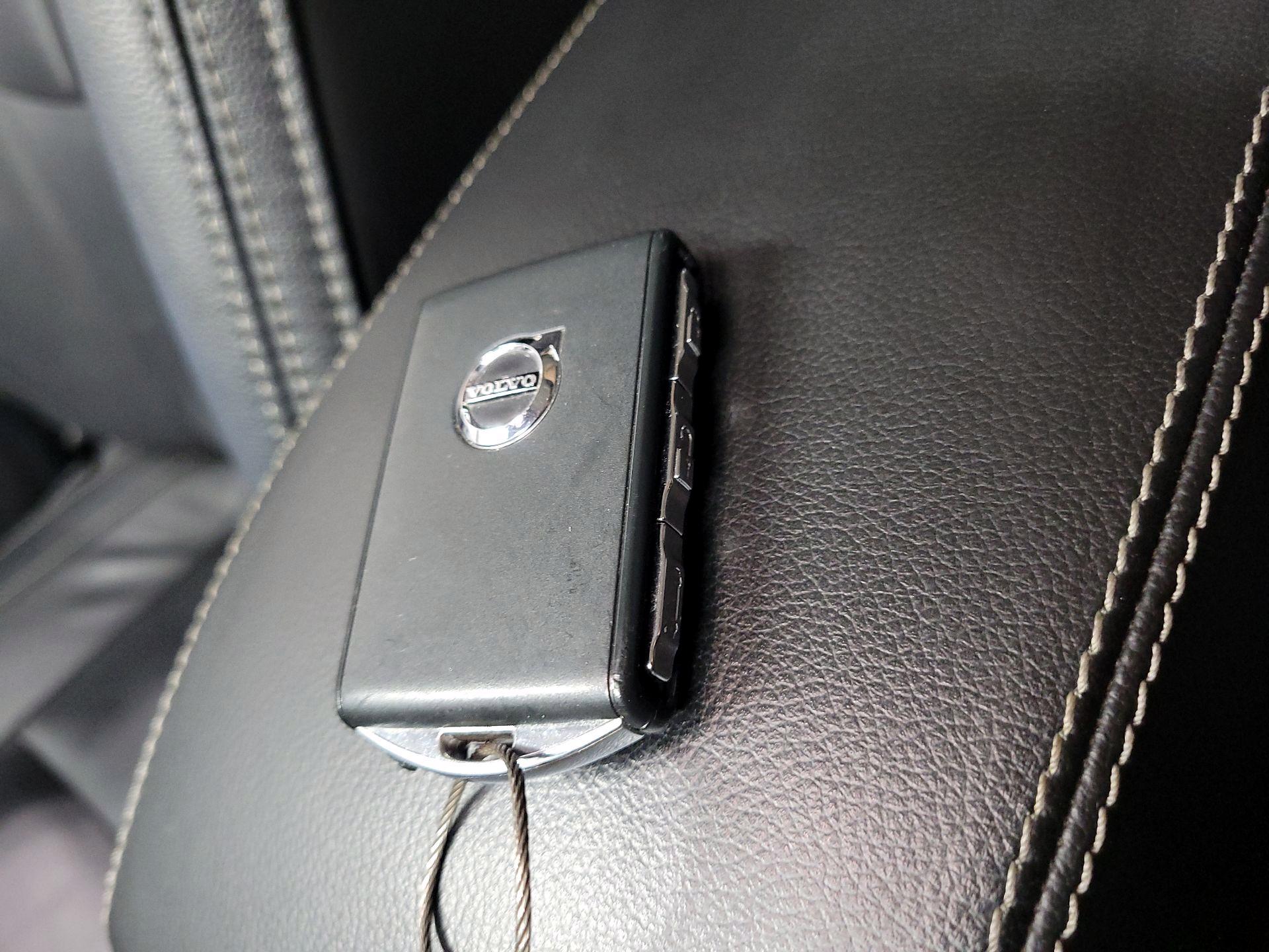 Thumbnail: 2024 Volvo XC40 - 20