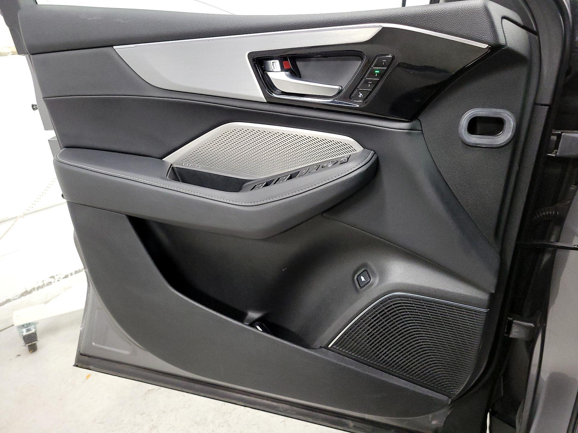 Thumbnail: 2024 Acura MDX - 10