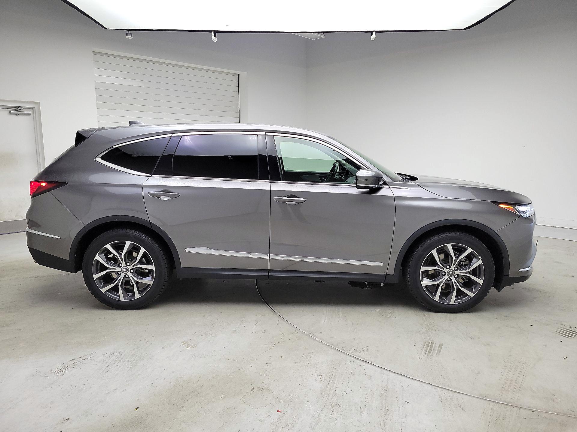 Thumbnail: 2024 Acura MDX - 4