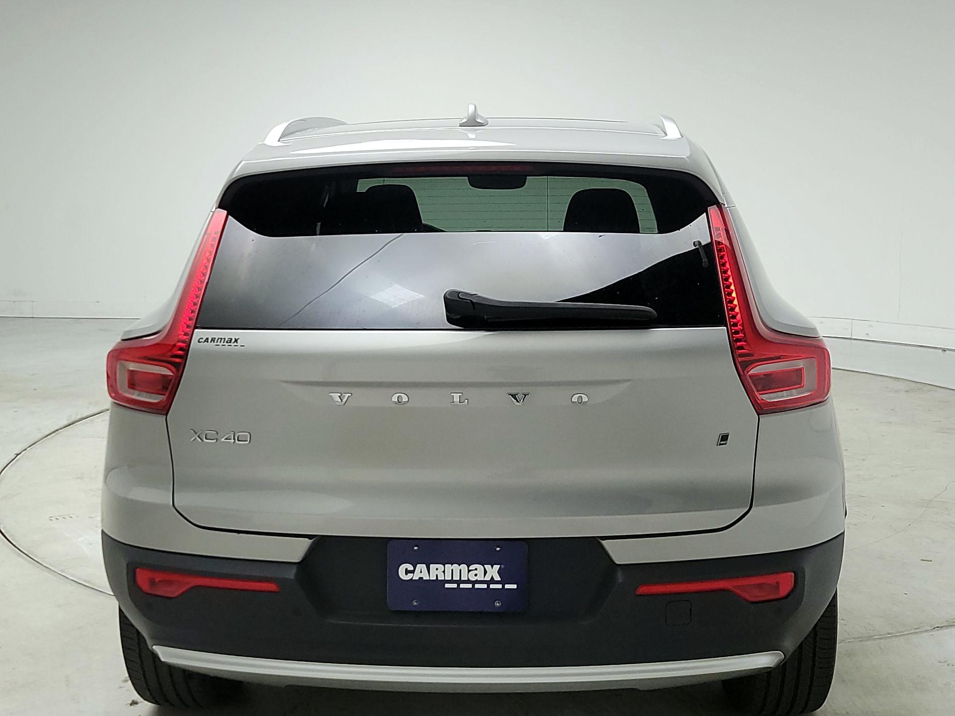 Thumbnail: 2024 Volvo XC40 - 6