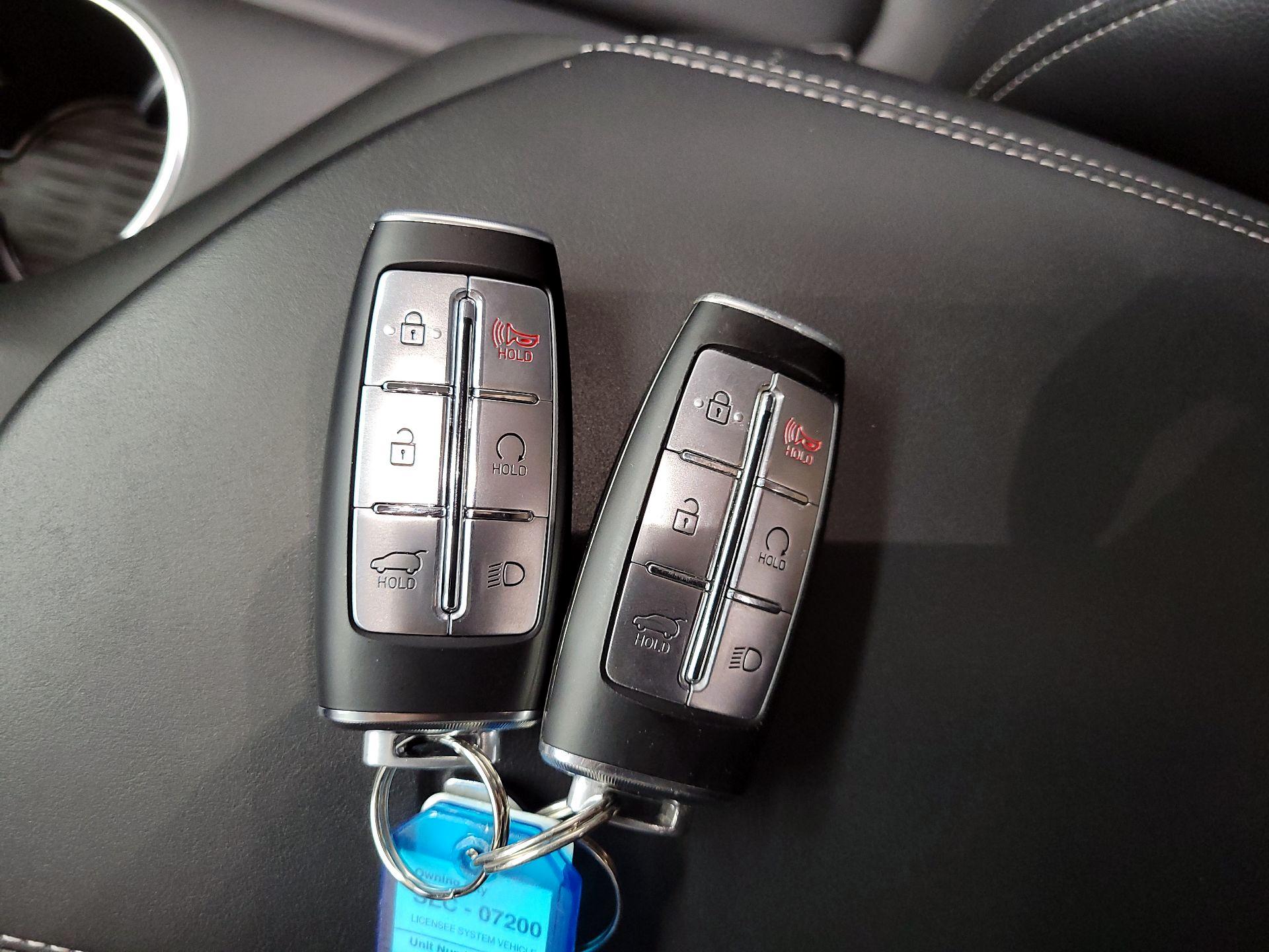 Thumbnail: 2025 Genesis GV70 - 20