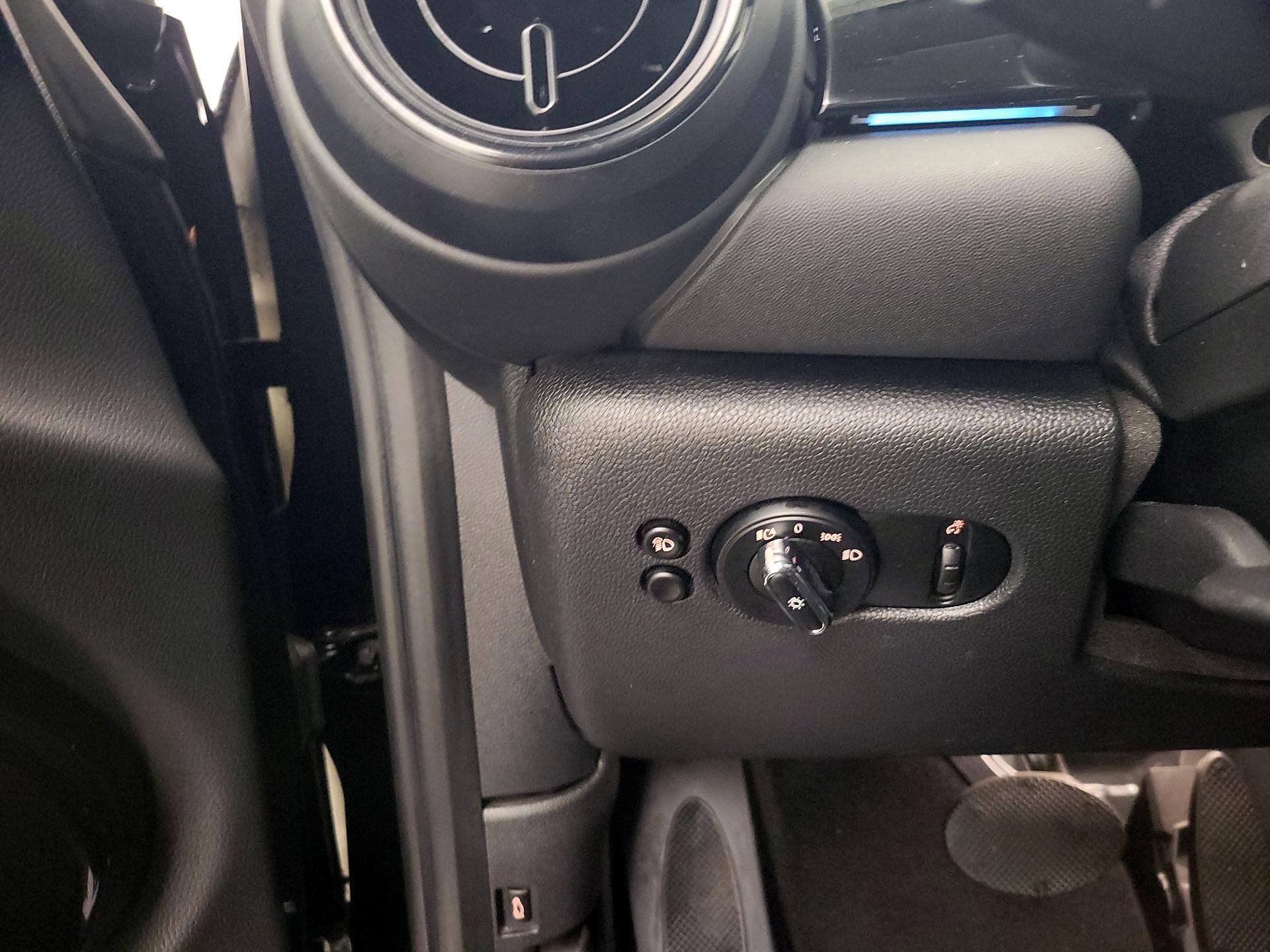 Thumbnail: 2023 MINI Cooper Hardtop - 13