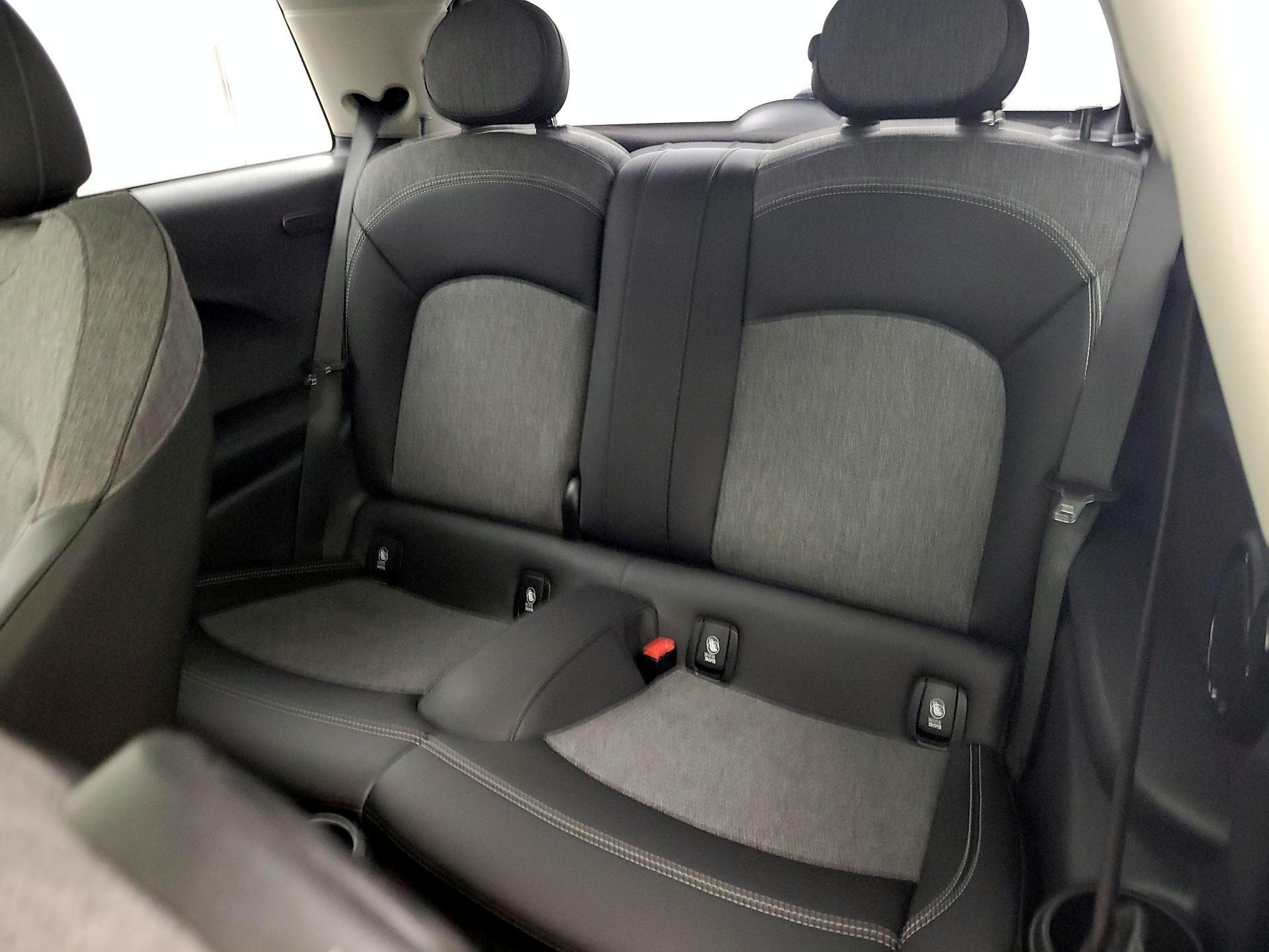 Thumbnail: 2023 MINI Cooper Hardtop - 19