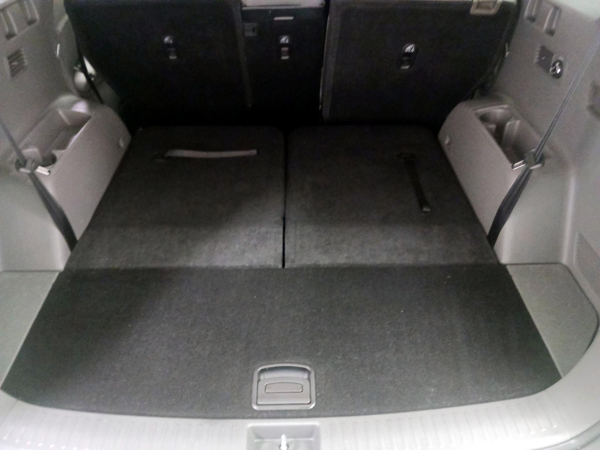 Thumbnail: 2016 Kia Sorento - 20