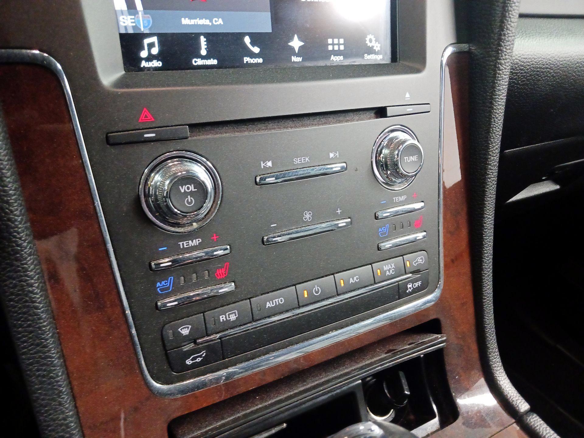 Thumbnail: 2016 Lincoln Navigator - 14