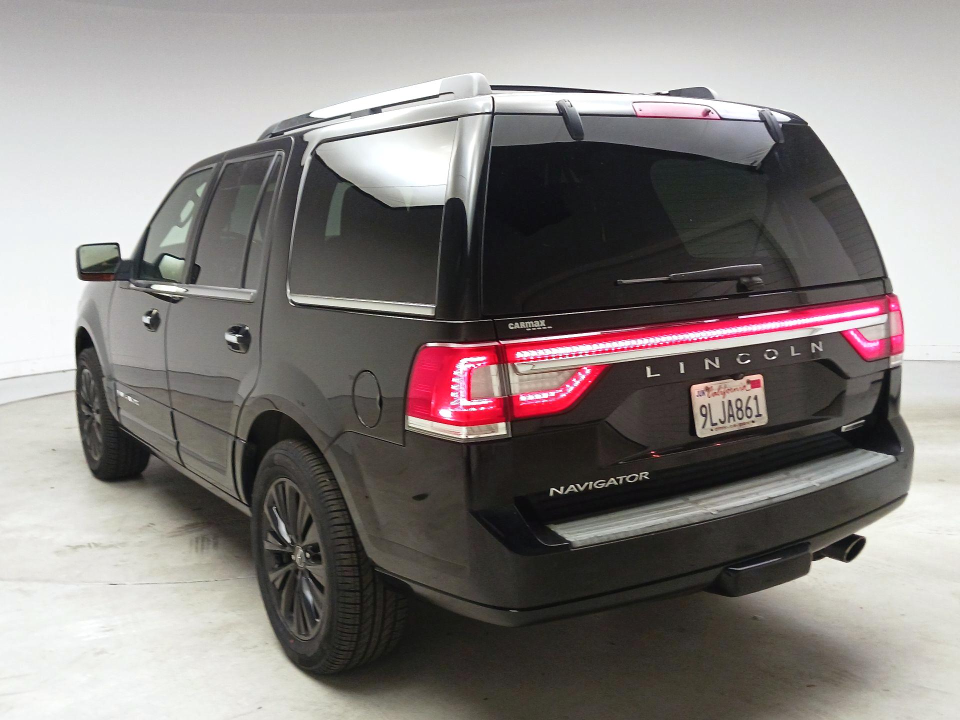 Thumbnail: 2016 Lincoln Navigator - 7