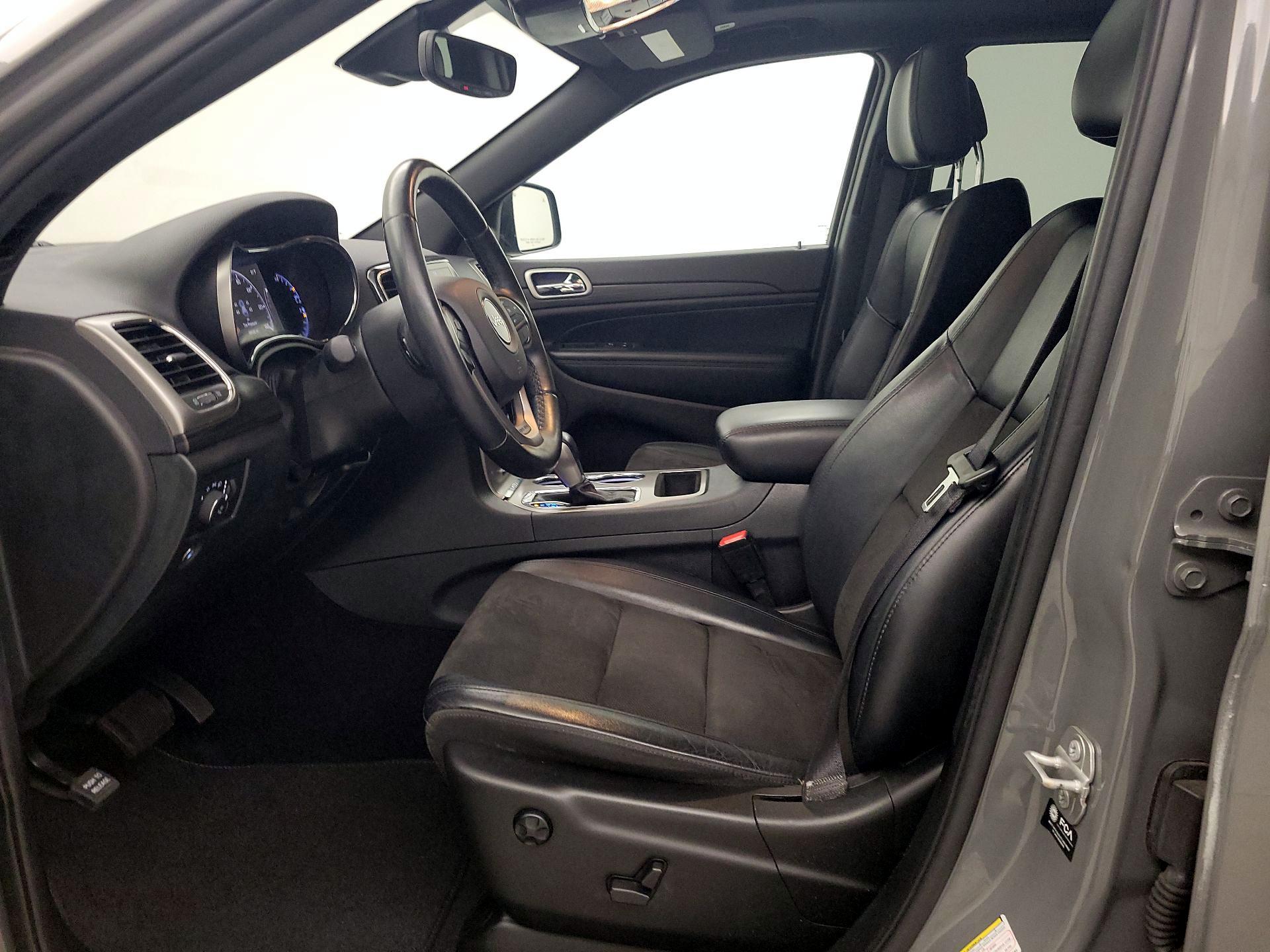 Thumbnail: 2022 Jeep Grand Cherokee - 11