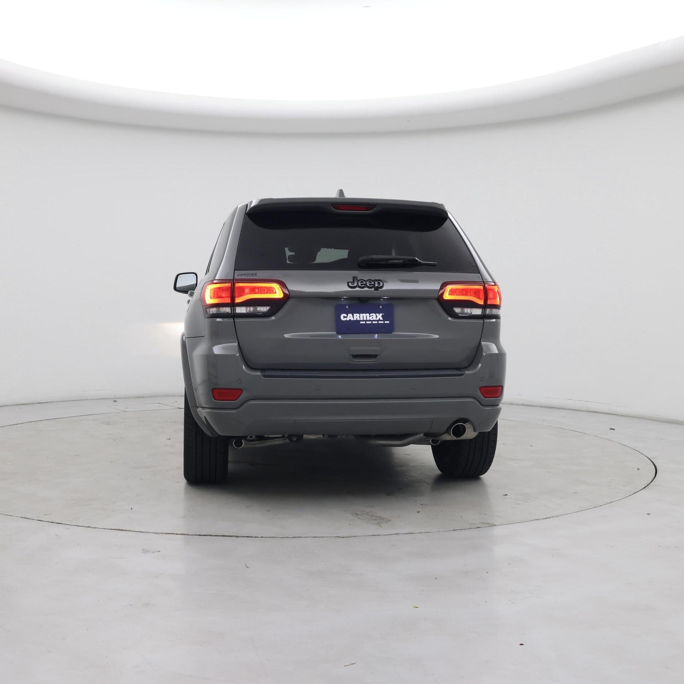 Thumbnail: 2022 Jeep Grand Cherokee - 6