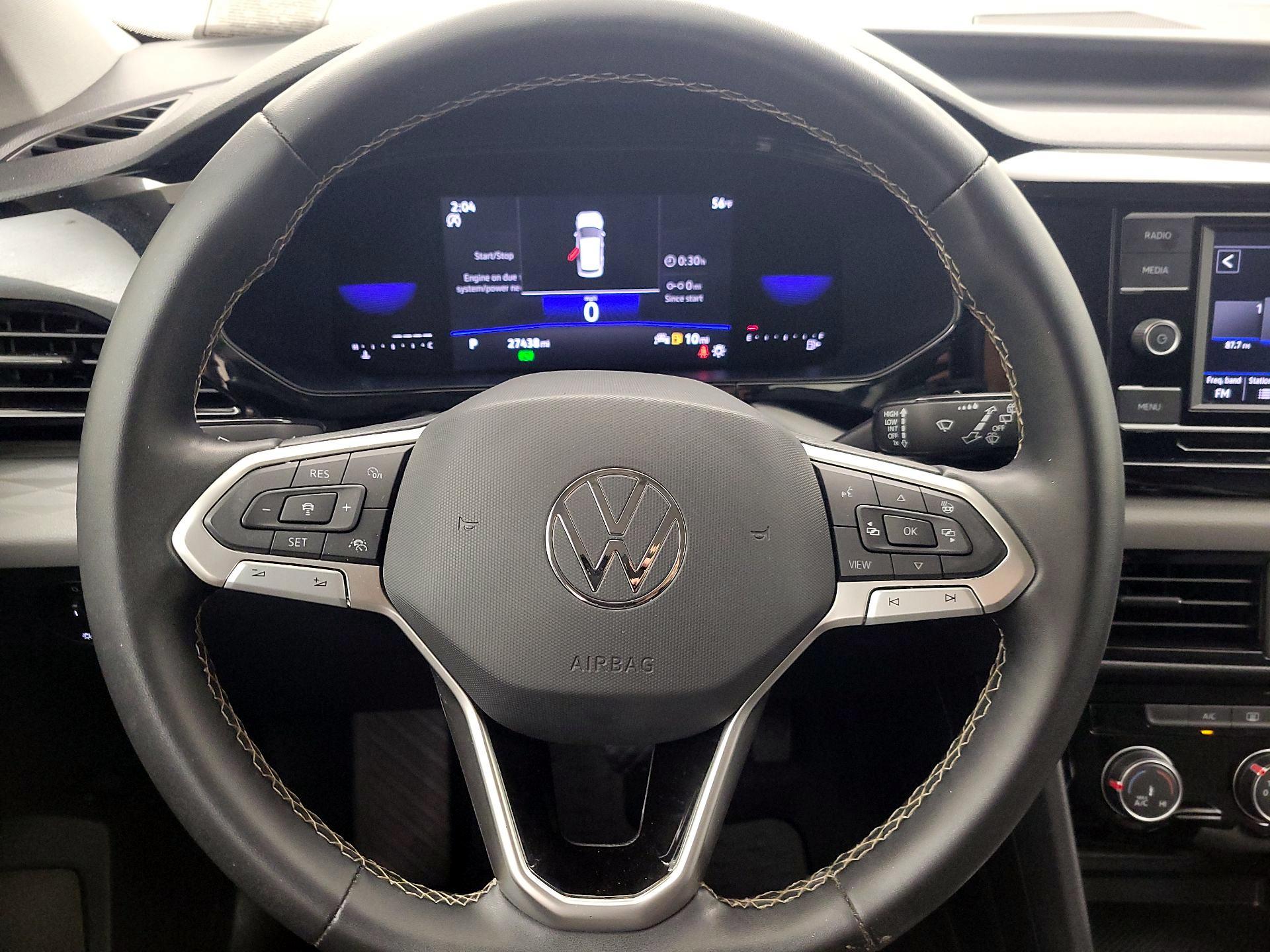 Thumbnail: 2023 Volkswagen Taos - 10