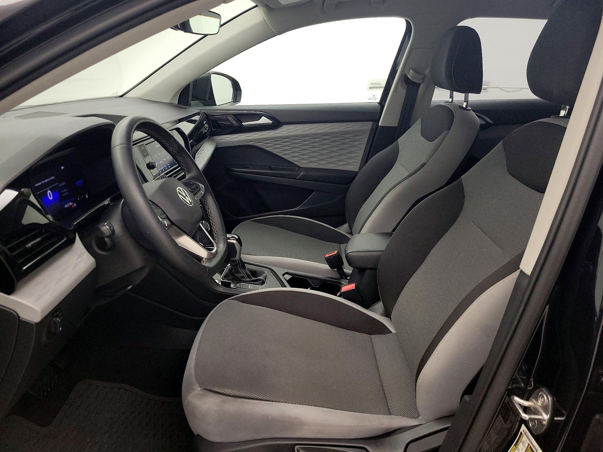 Thumbnail: 2023 Volkswagen Taos - 11