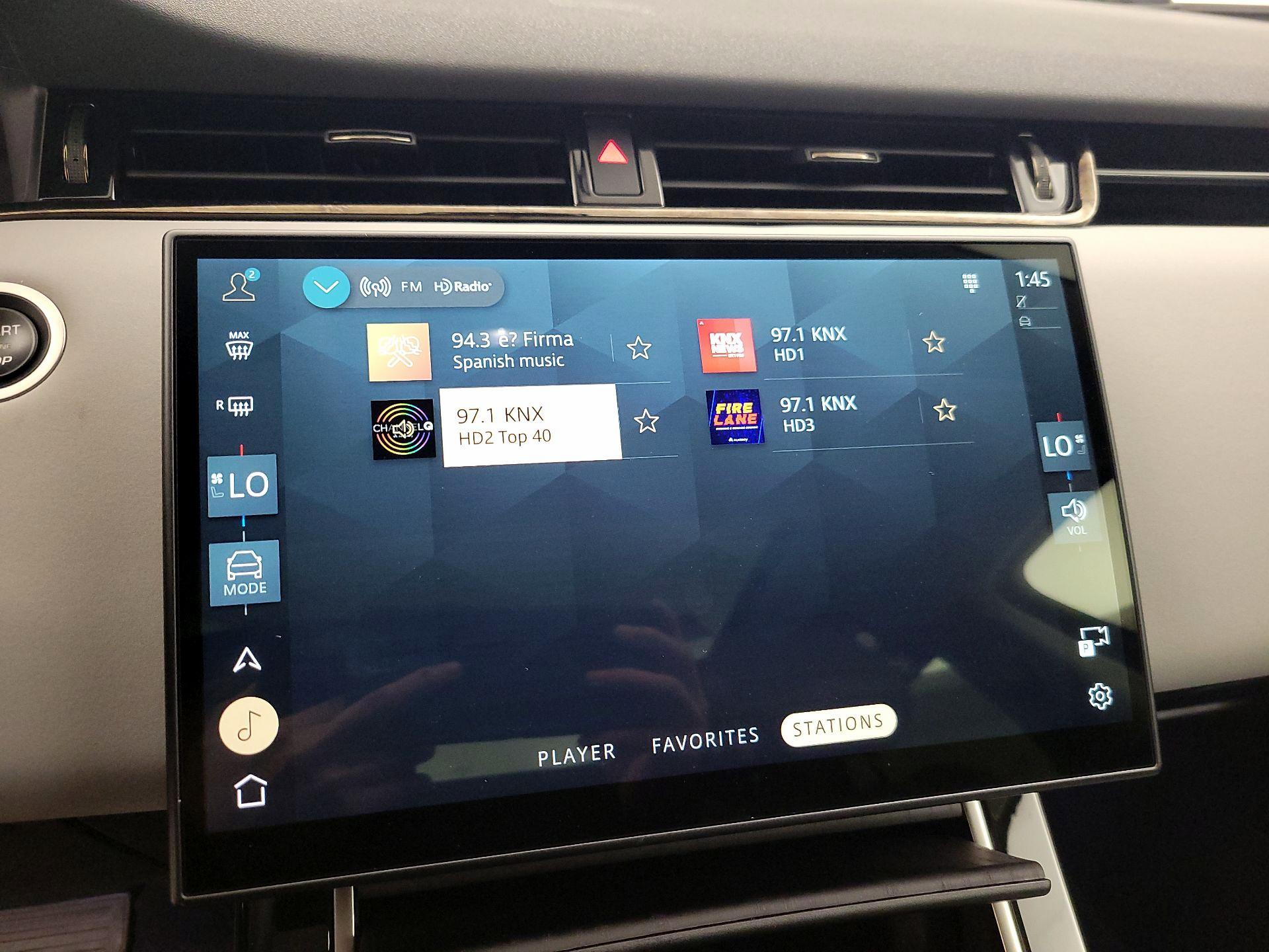 Thumbnail: 2024 Land Rover Range Rover Evoque - 15