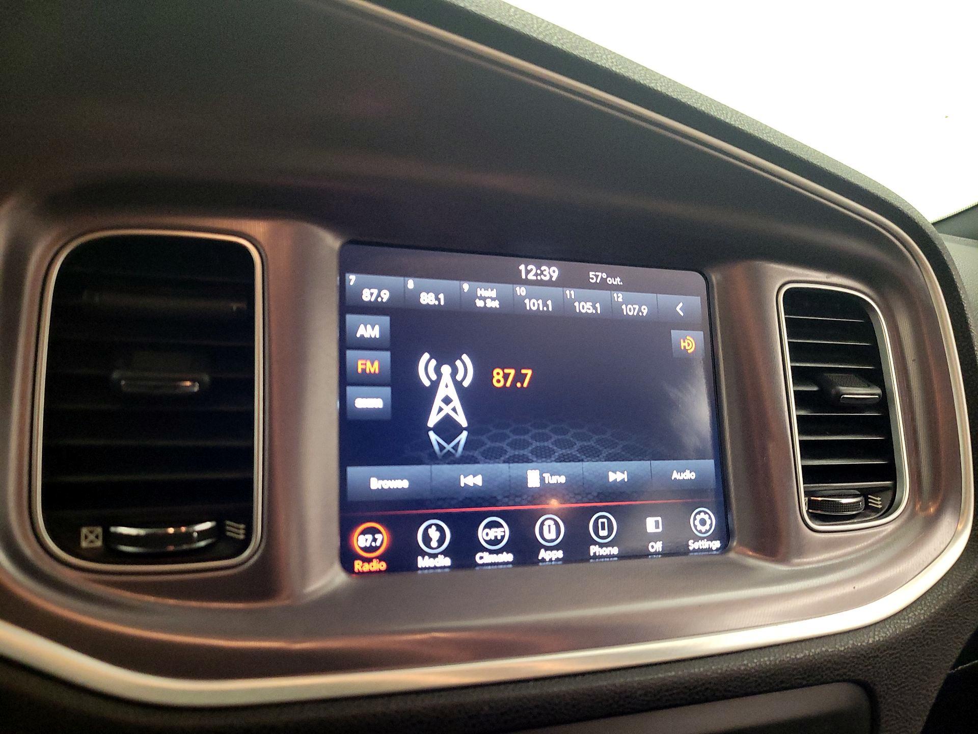 Thumbnail: 2019 Dodge Charger - 15