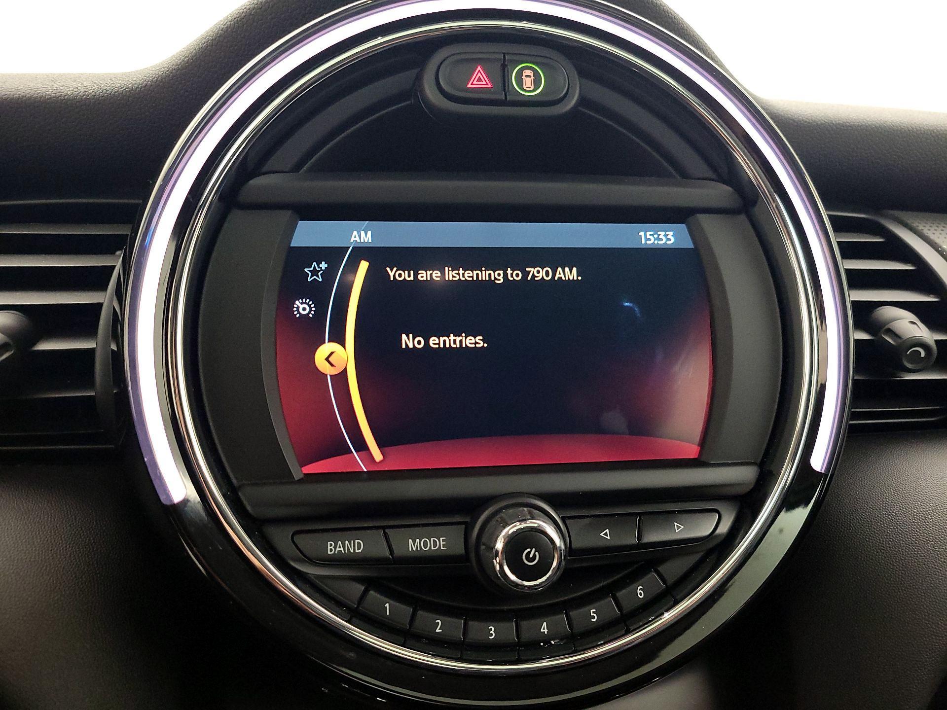 Thumbnail: 2020 MINI Cooper Hardtop - 15