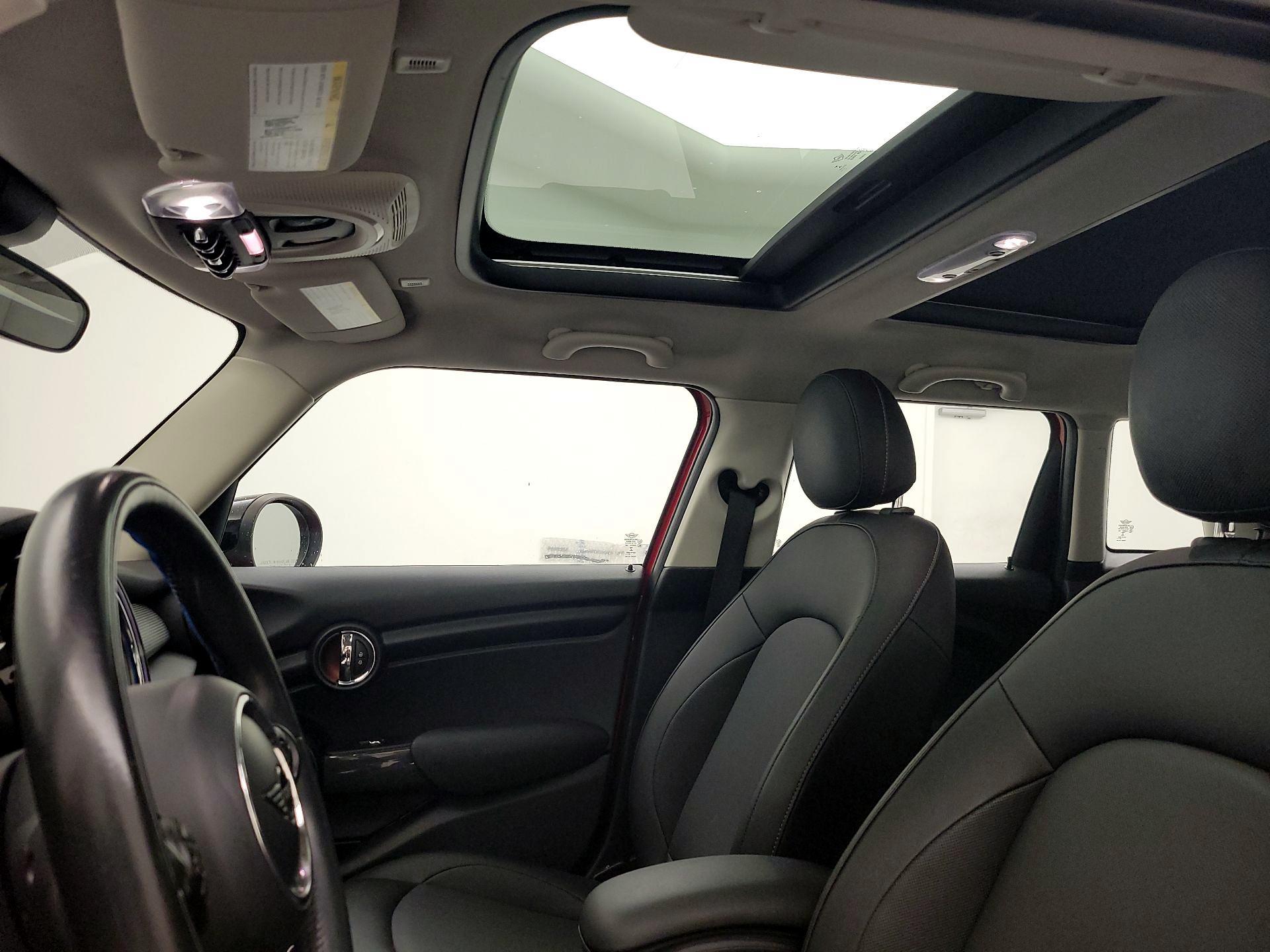 Thumbnail: 2020 MINI Cooper Hardtop - 19