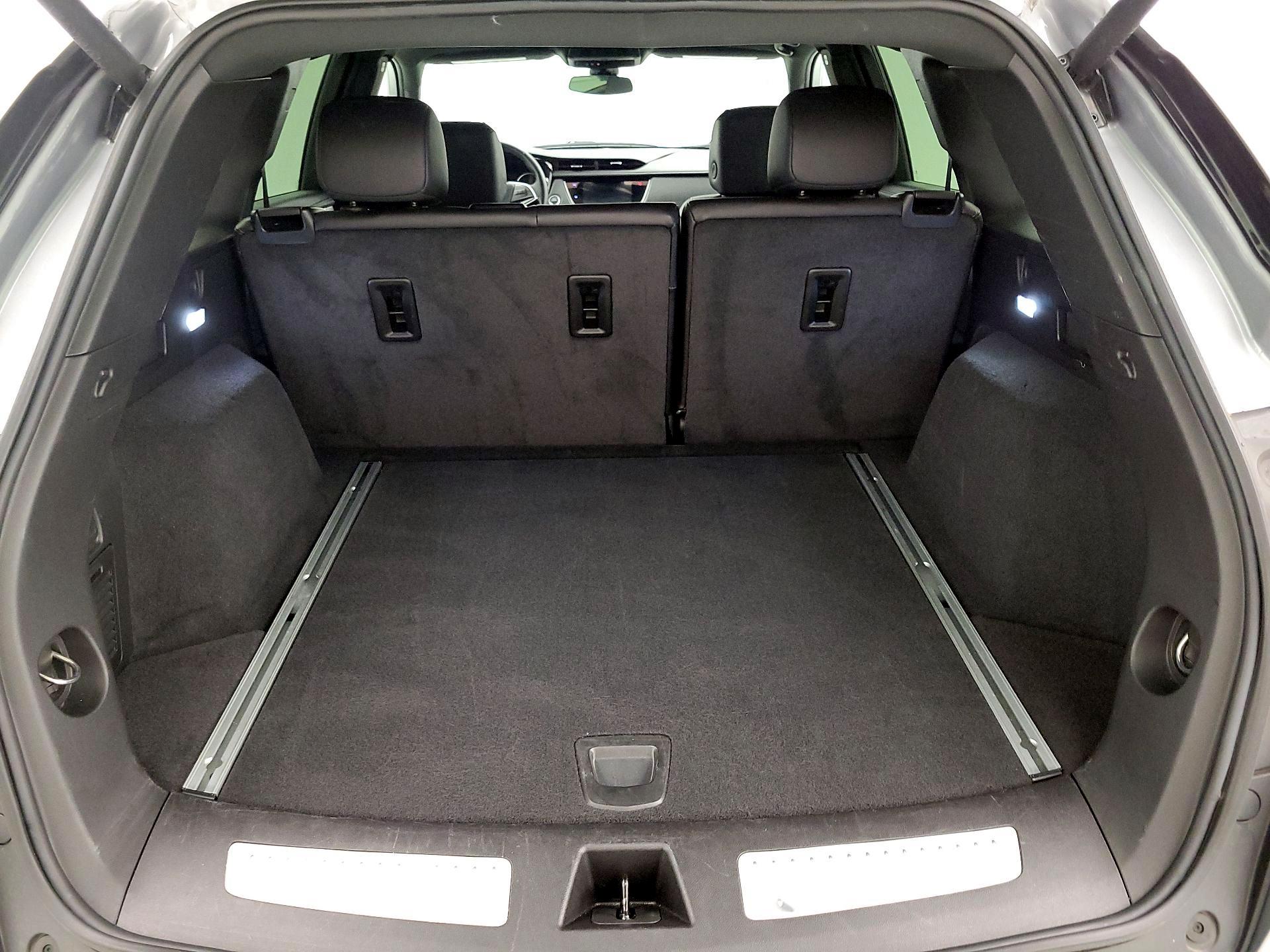 Thumbnail: 2025 Cadillac XT5 - 19