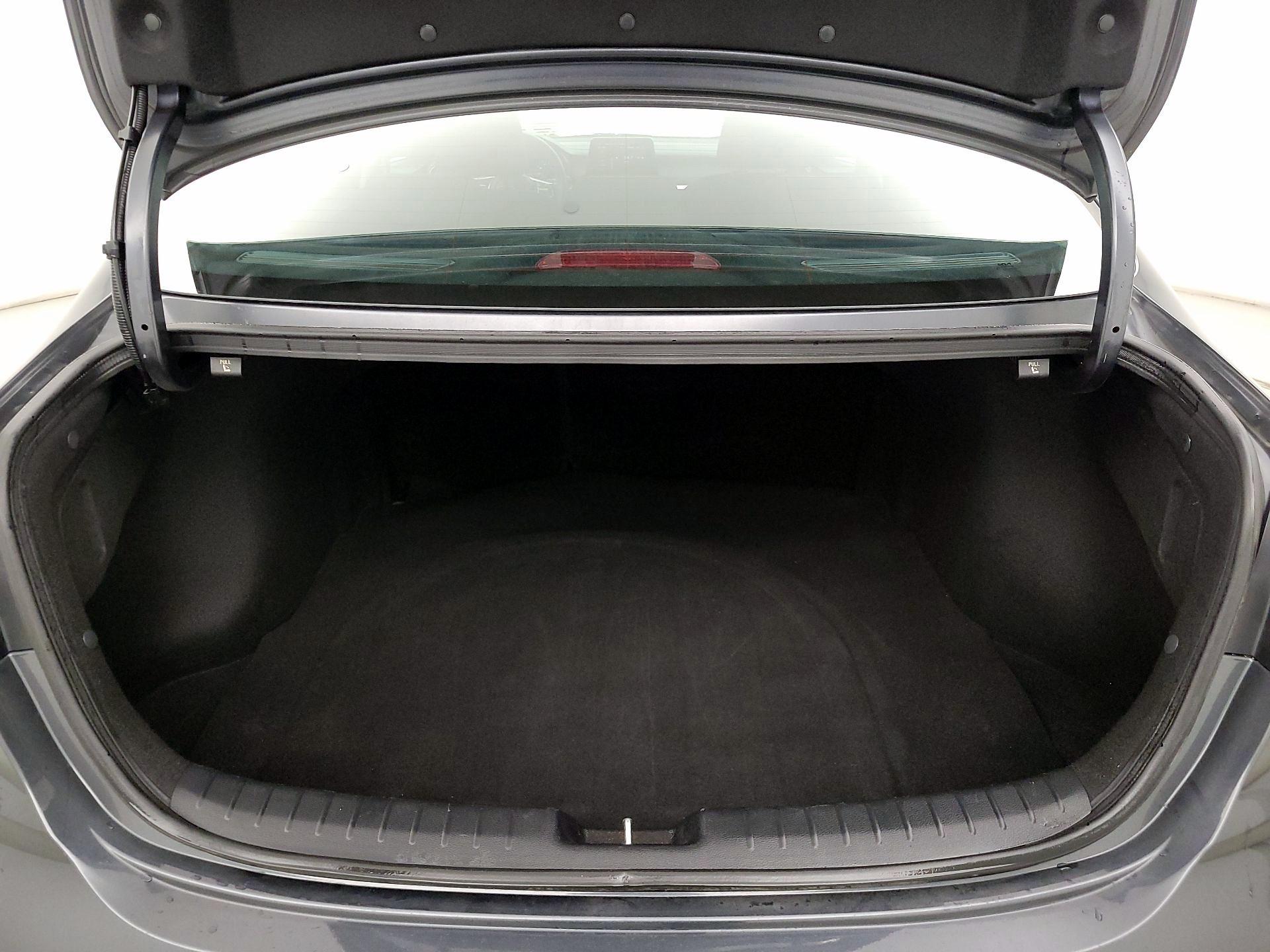 Thumbnail: 2023 Kia Forte - 20