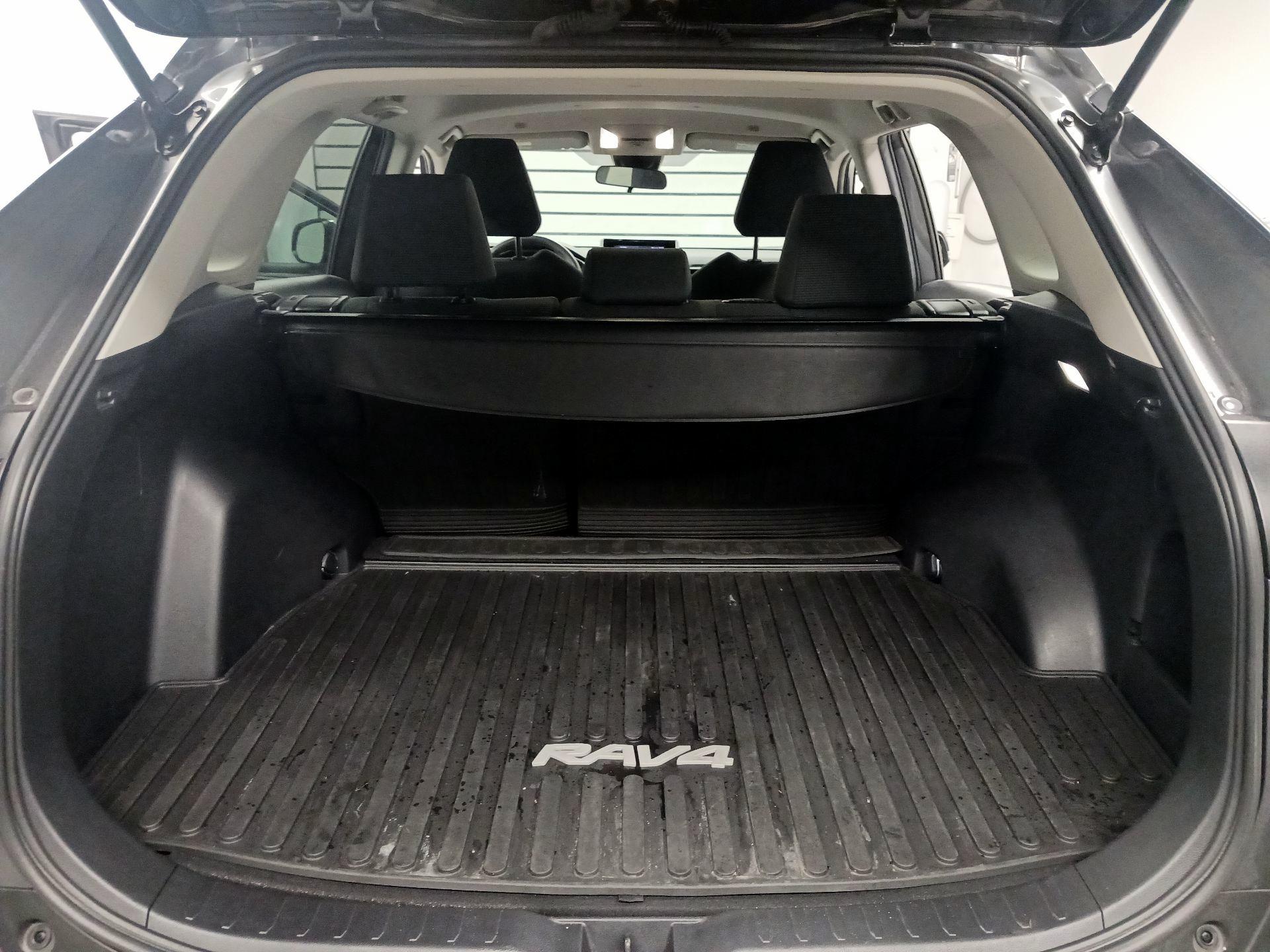 Thumbnail: 2023 Toyota RAV4 - 18