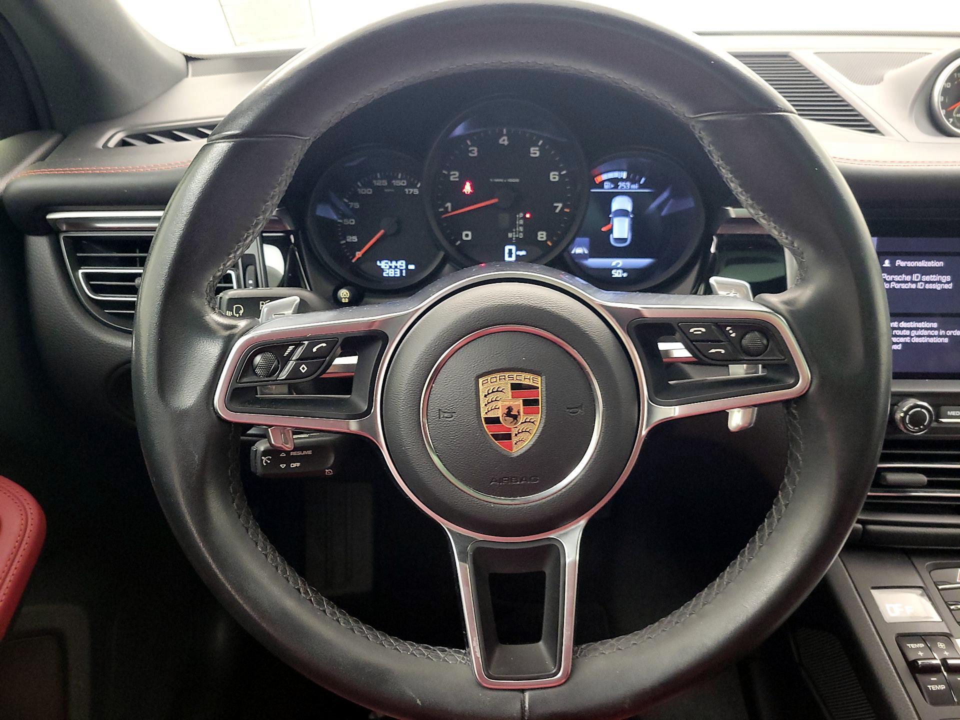 Thumbnail: 2019 Porsche Macan - 10